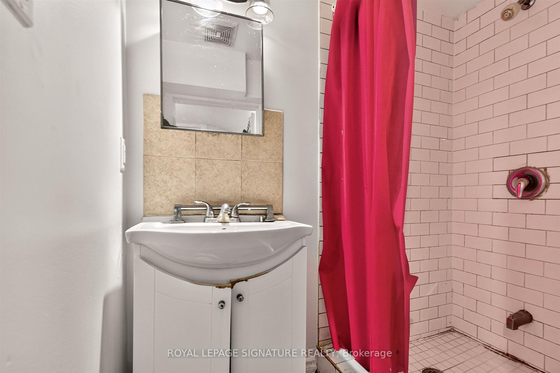 Photo 29 of 212 Lippincott Street, Toronto, University — HOMEH