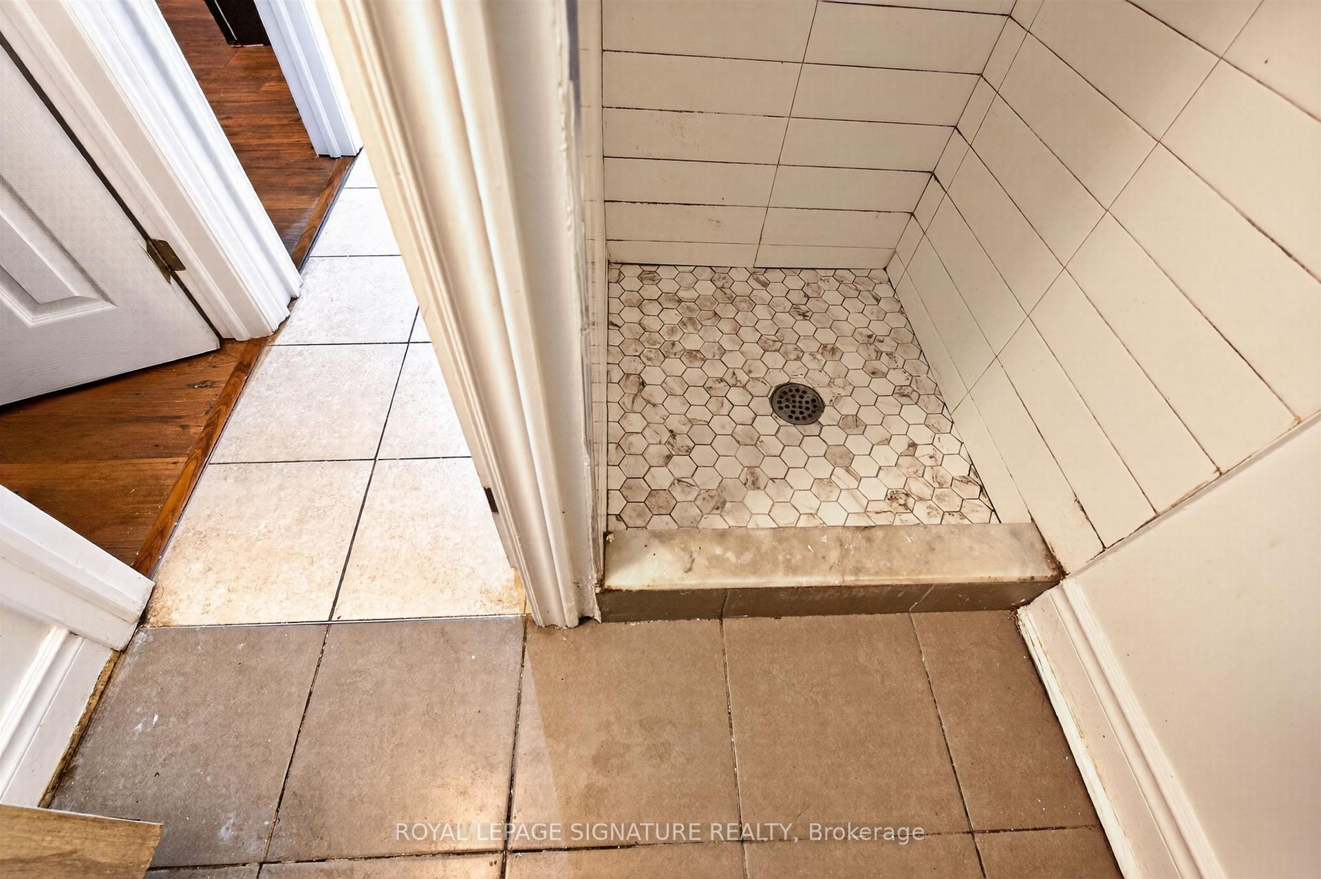 Photo 31 of 212 Lippincott Street, Toronto, University — HOMEH