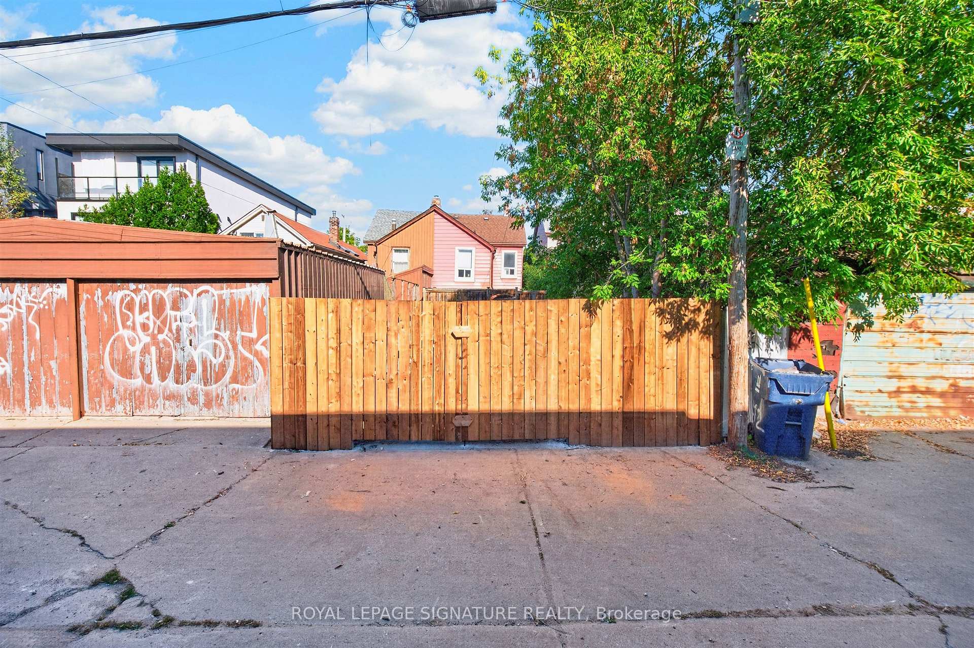 Photo 37 of 212 Lippincott Street, Toronto, University — HOMEH