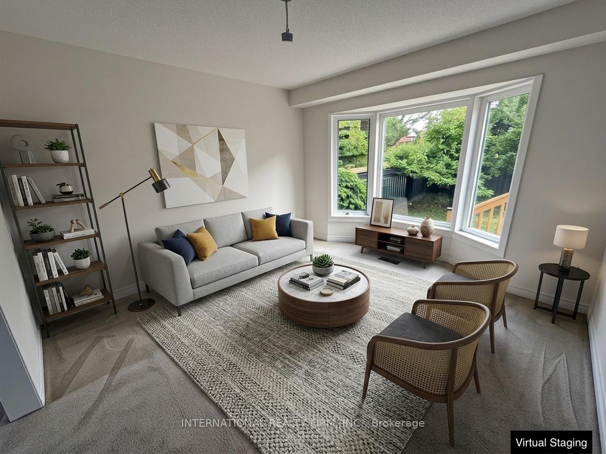 Photo 4 of 43 Falconridge Drive, Hamilton, Carpenter — HOMEH