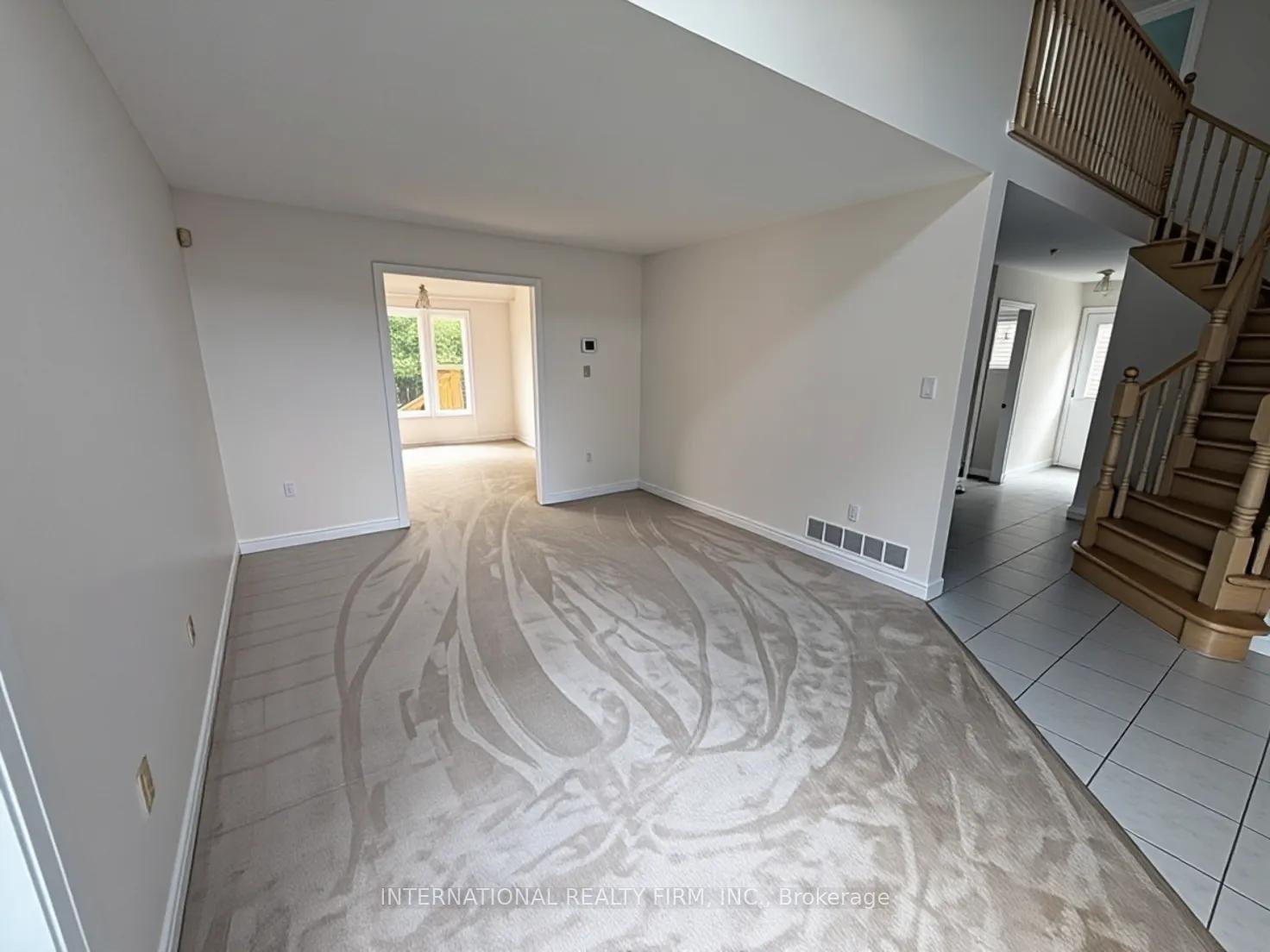 Photo 6 of 43 Falconridge Drive, Hamilton, Carpenter — HOMEH