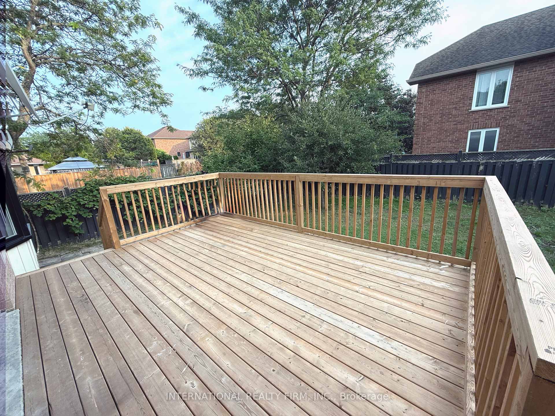 Photo 29 of 43 Falconridge Drive, Hamilton, Carpenter — HOMEH