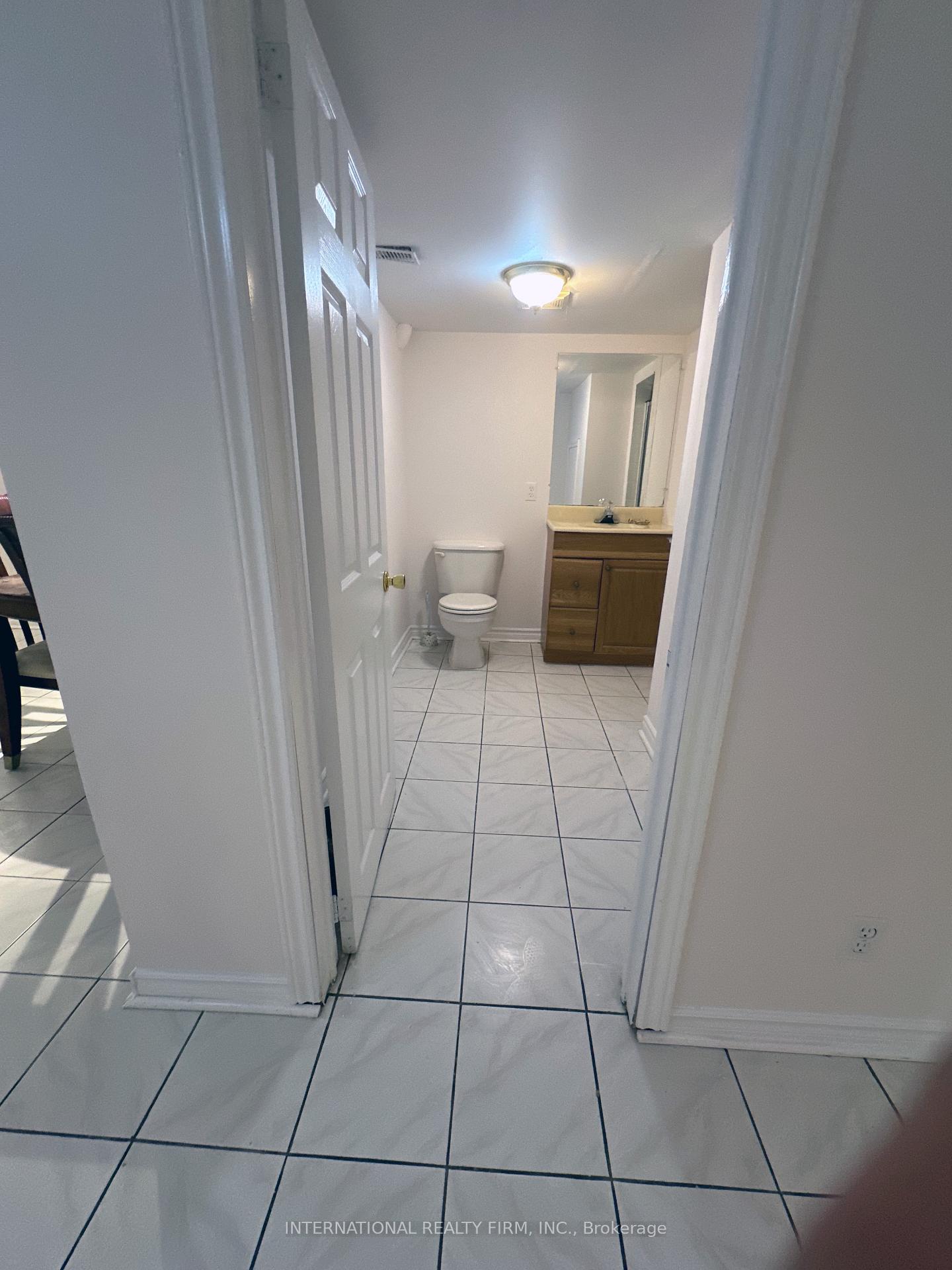 Photo 30 of 43 Falconridge Drive, Hamilton, Carpenter — HOMEH
