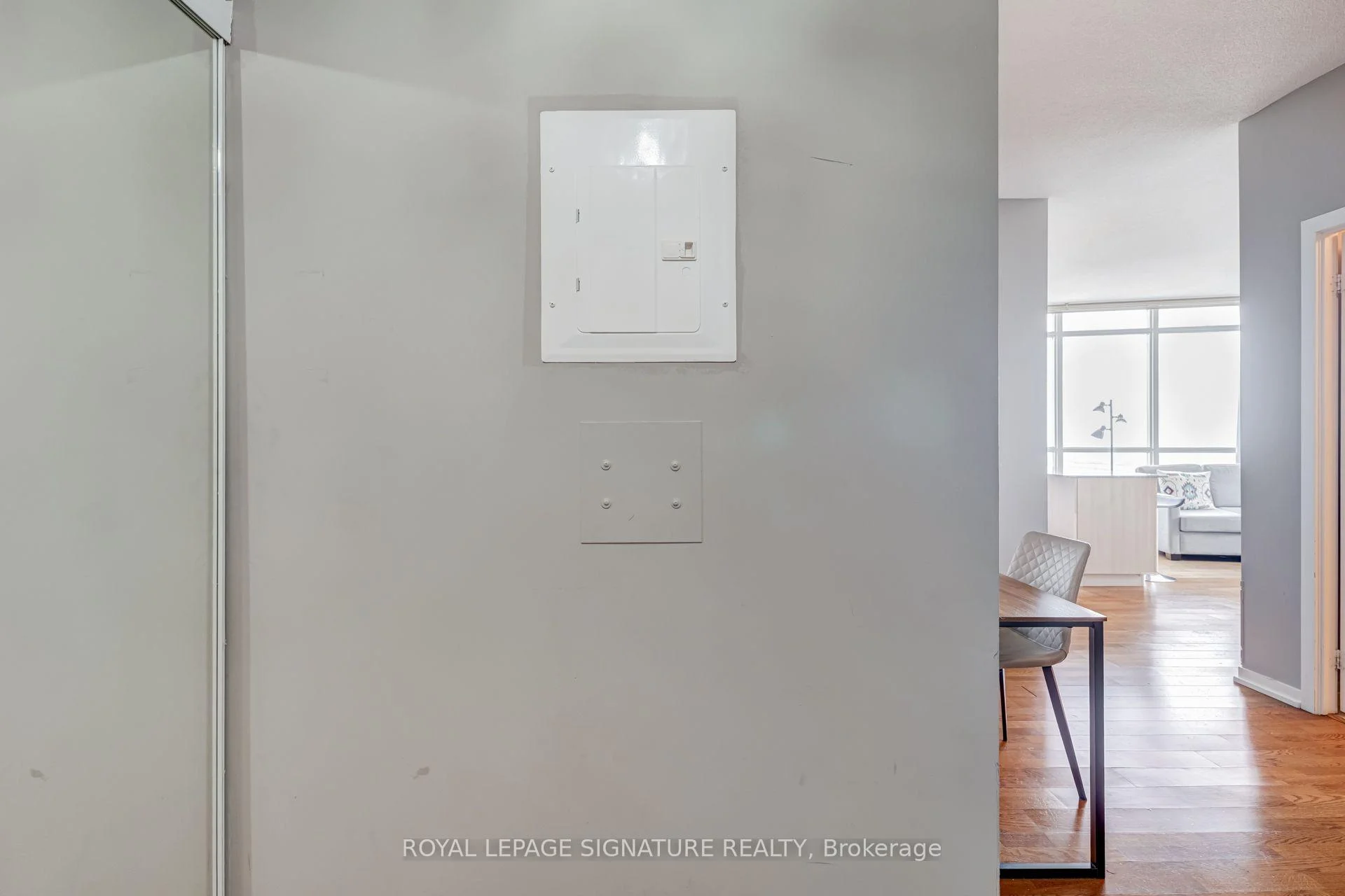 Photo 6 of Unit 4310, 65 Bremner Boulevard, Toronto, Waterfront Communities — HOMEH