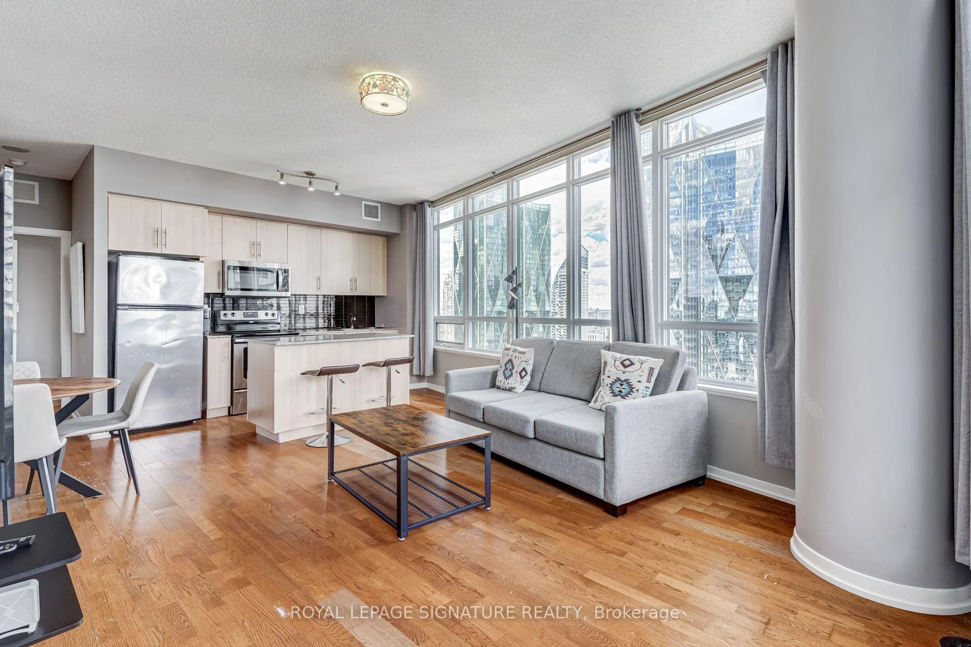 Photo 15 of Unit 4310, 65 Bremner Boulevard, Toronto, Waterfront Communities — HOMEH