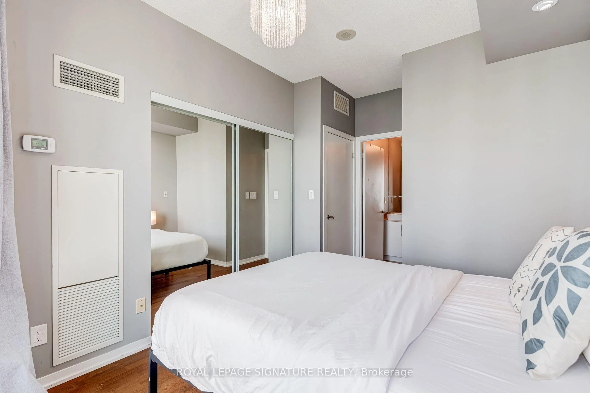Photo 18 of Unit 4310, 65 Bremner Boulevard, Toronto, Waterfront Communities — HOMEH