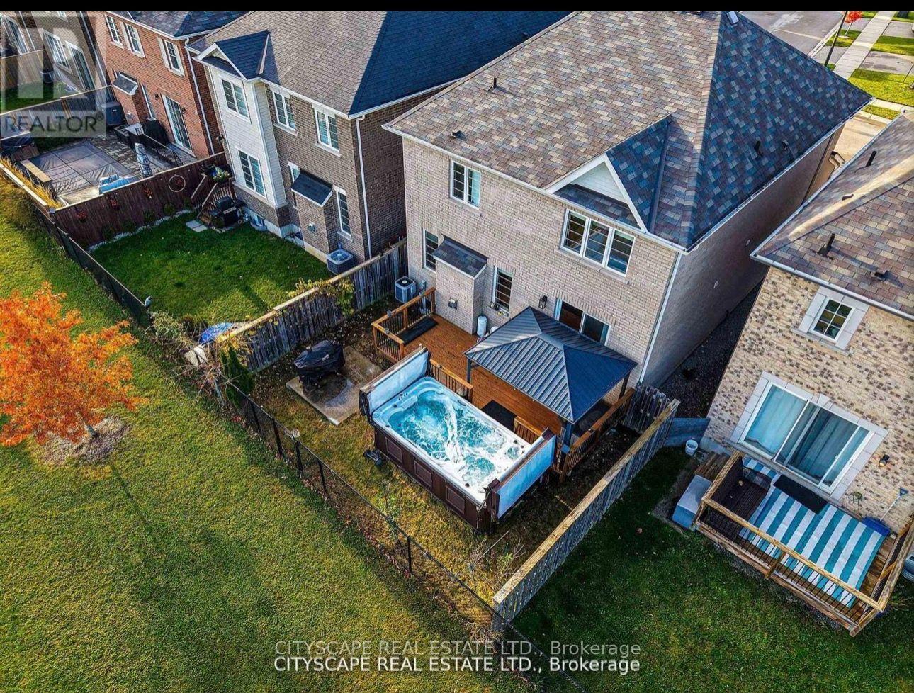 Photo 2 of 28 Celano Drive, Hamilton, Waterdown — HOMEH