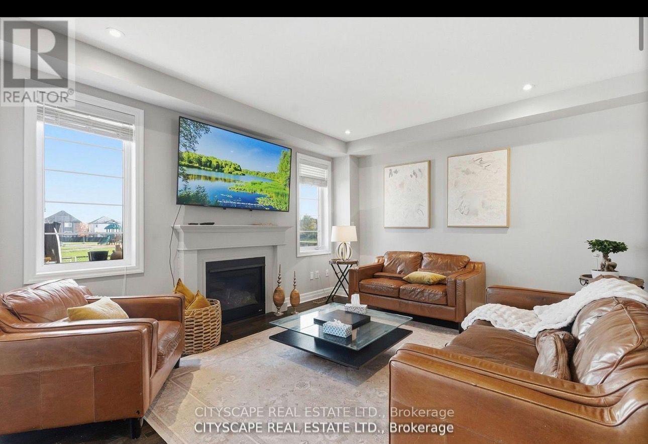 Photo 12 of 28 Celano Drive, Hamilton, Waterdown — HOMEH