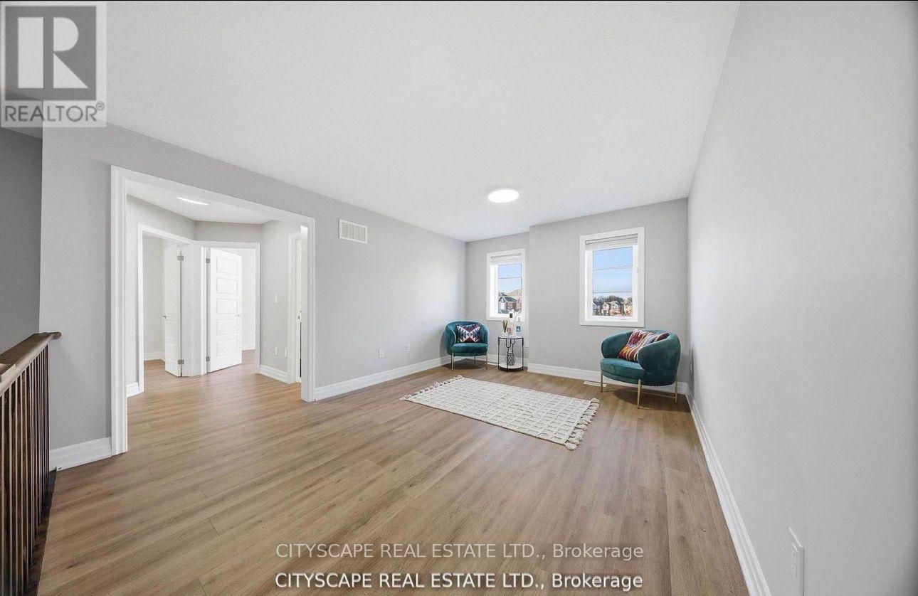 Photo 20 of 28 Celano Drive, Hamilton, Waterdown — HOMEH