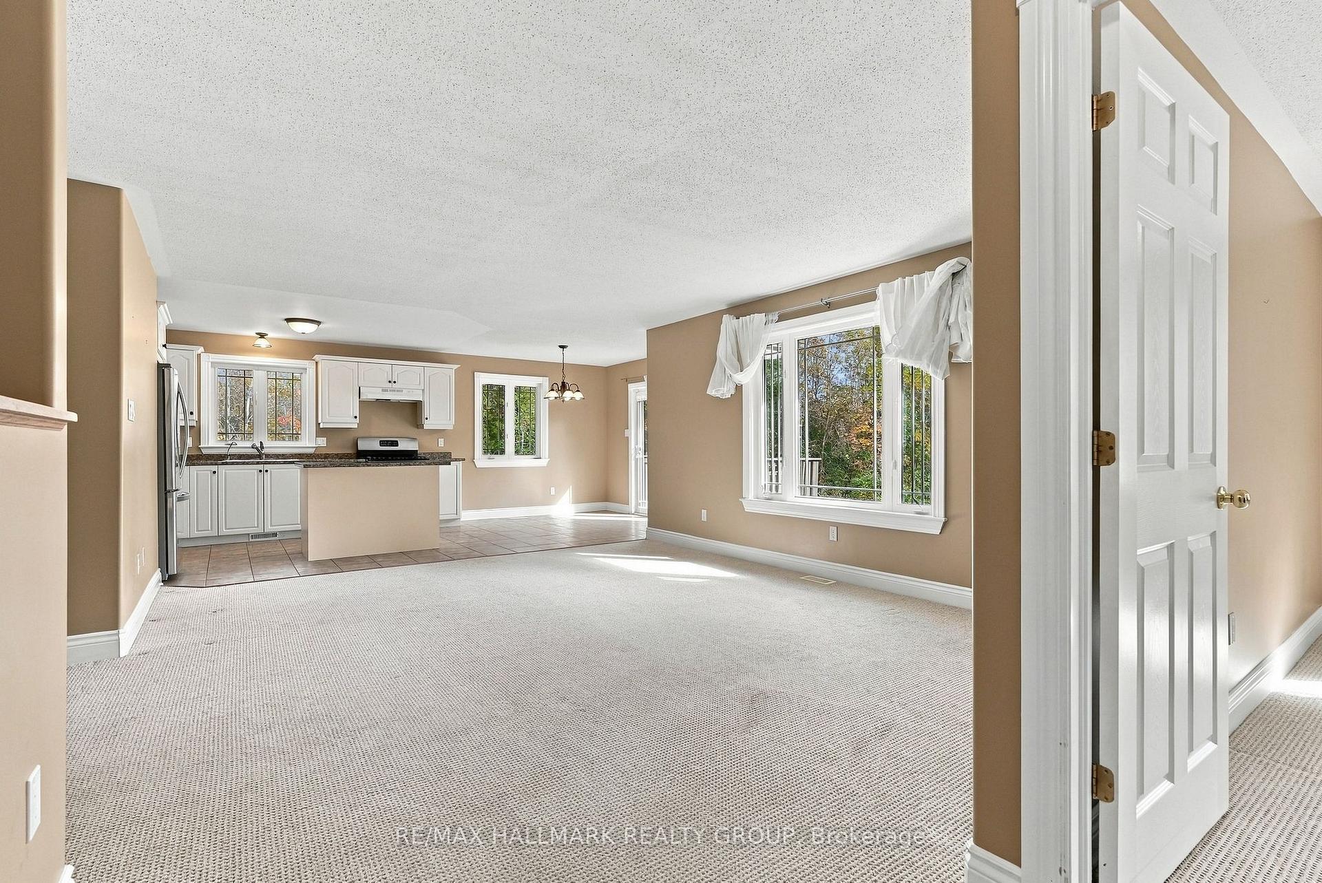 Photo 7 of 12 Red Oak Drive, North Grenville, North Grenville Twp (Kemptville South) — HOMEH
