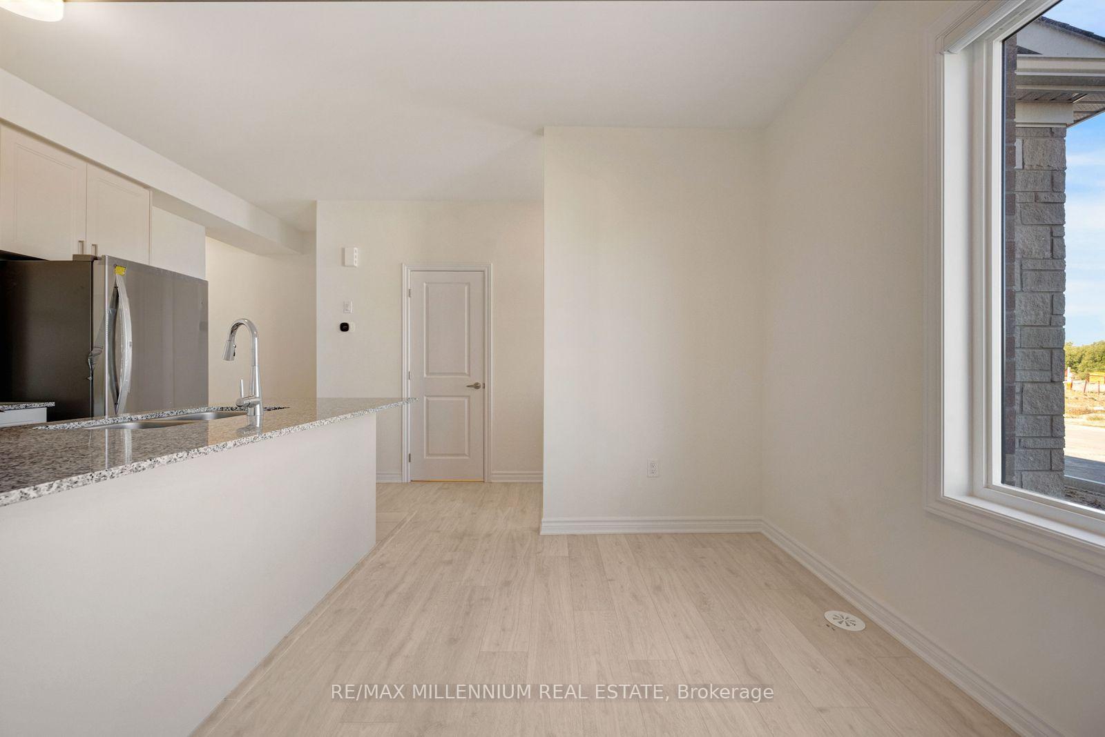 Photo 18 of Unit Main, 10 Thornbird Crescent, Brampton, Northwest Brampton — HOMEH
