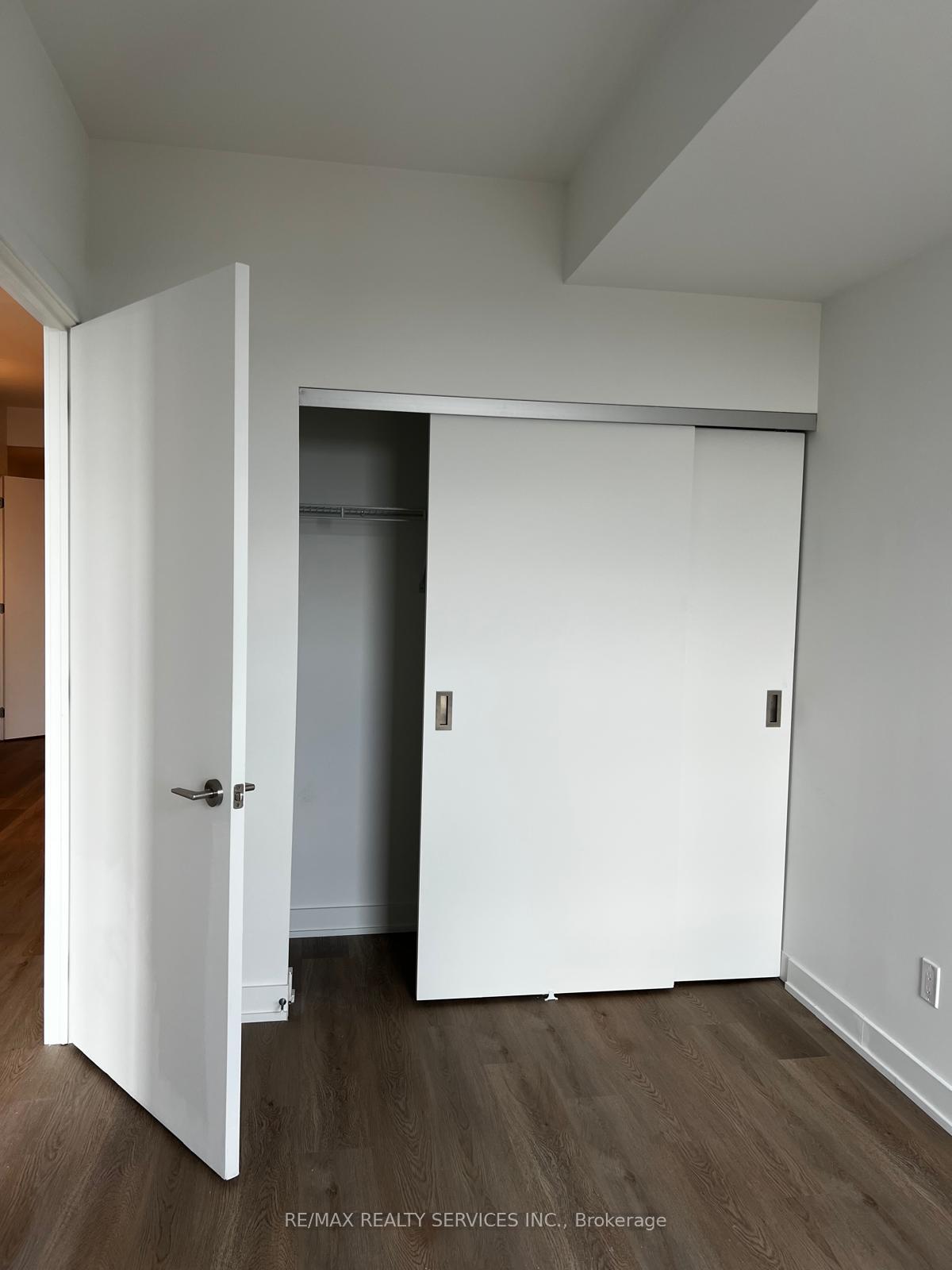 Photo 15 of Unit 1202, 91 John Street N, Hamilton, Corktown — HOMEH