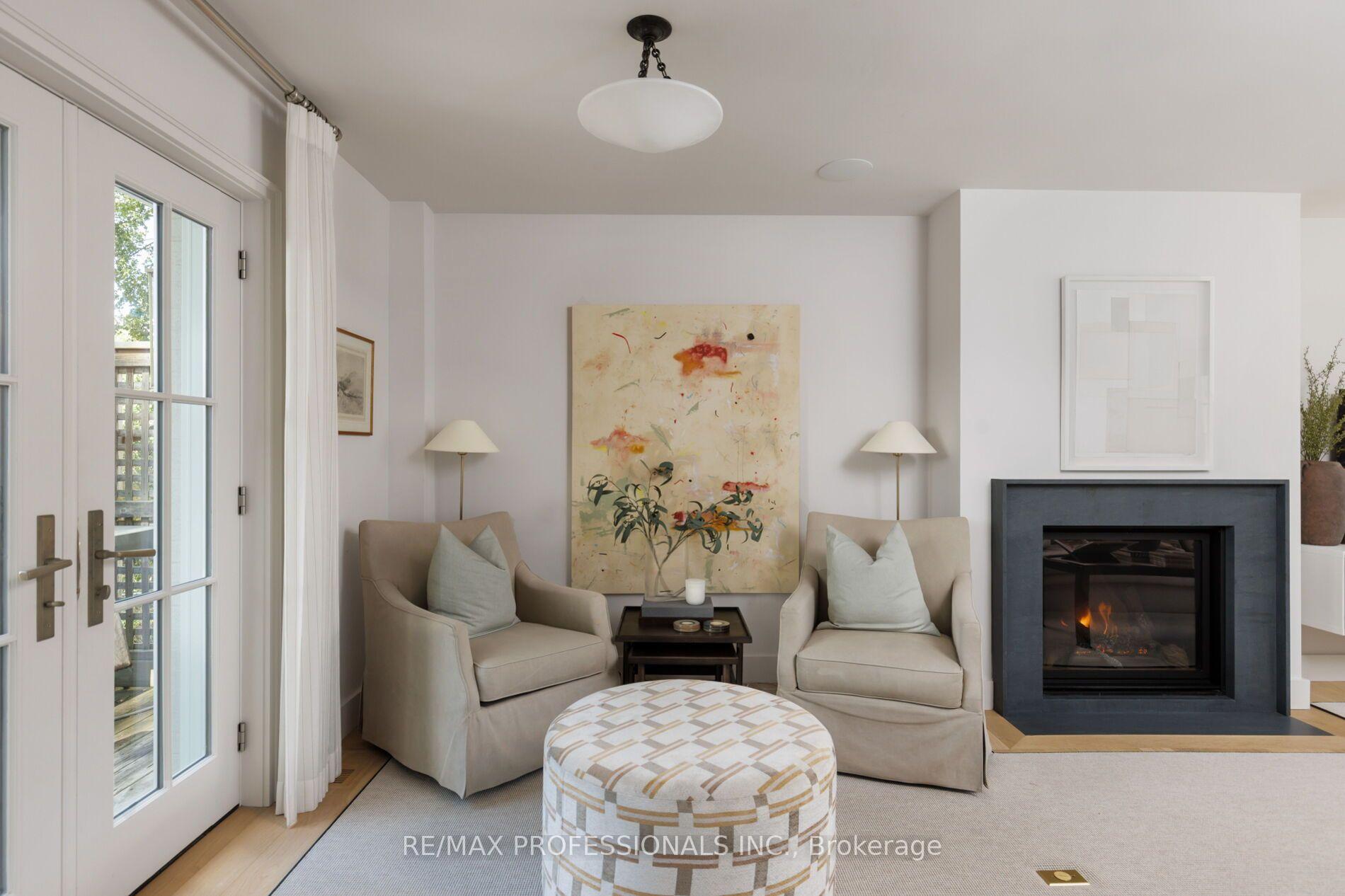 Photo 15 of 8 Glenn Murray Drive, Etobicoke, Stonegate-Queensway — HOMEH