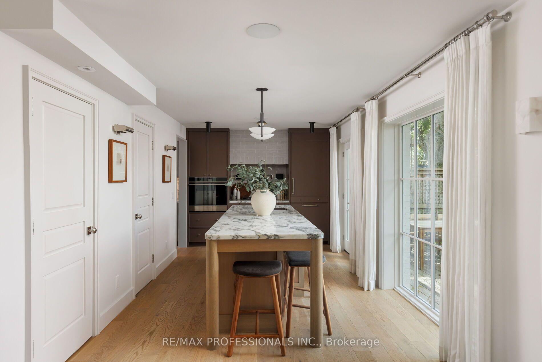 Photo 17 of 8 Glenn Murray Drive, Etobicoke, Stonegate-Queensway — HOMEH