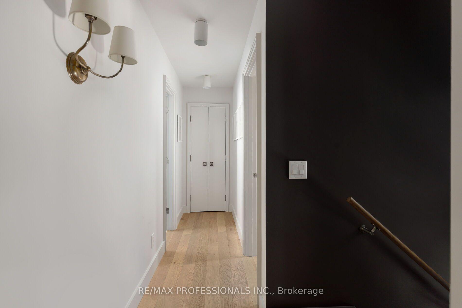 Photo 30 of 8 Glenn Murray Drive, Etobicoke, Stonegate-Queensway — HOMEH