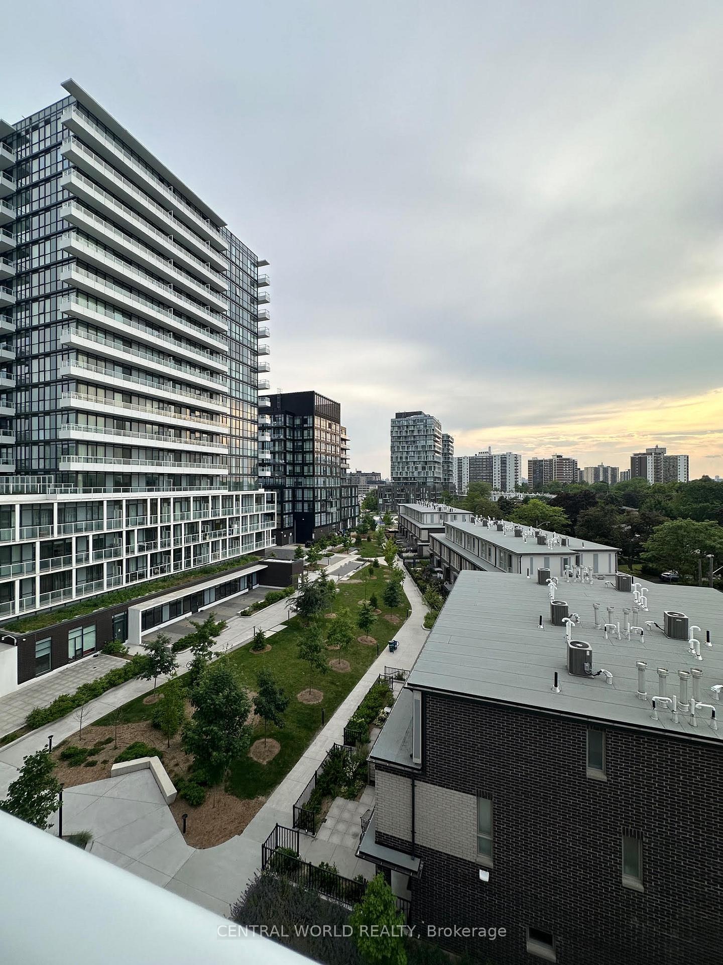 Photo 7 of Unit 611, 188 Fairview Mall Drive, North York, Don Valley Village — HOMEH