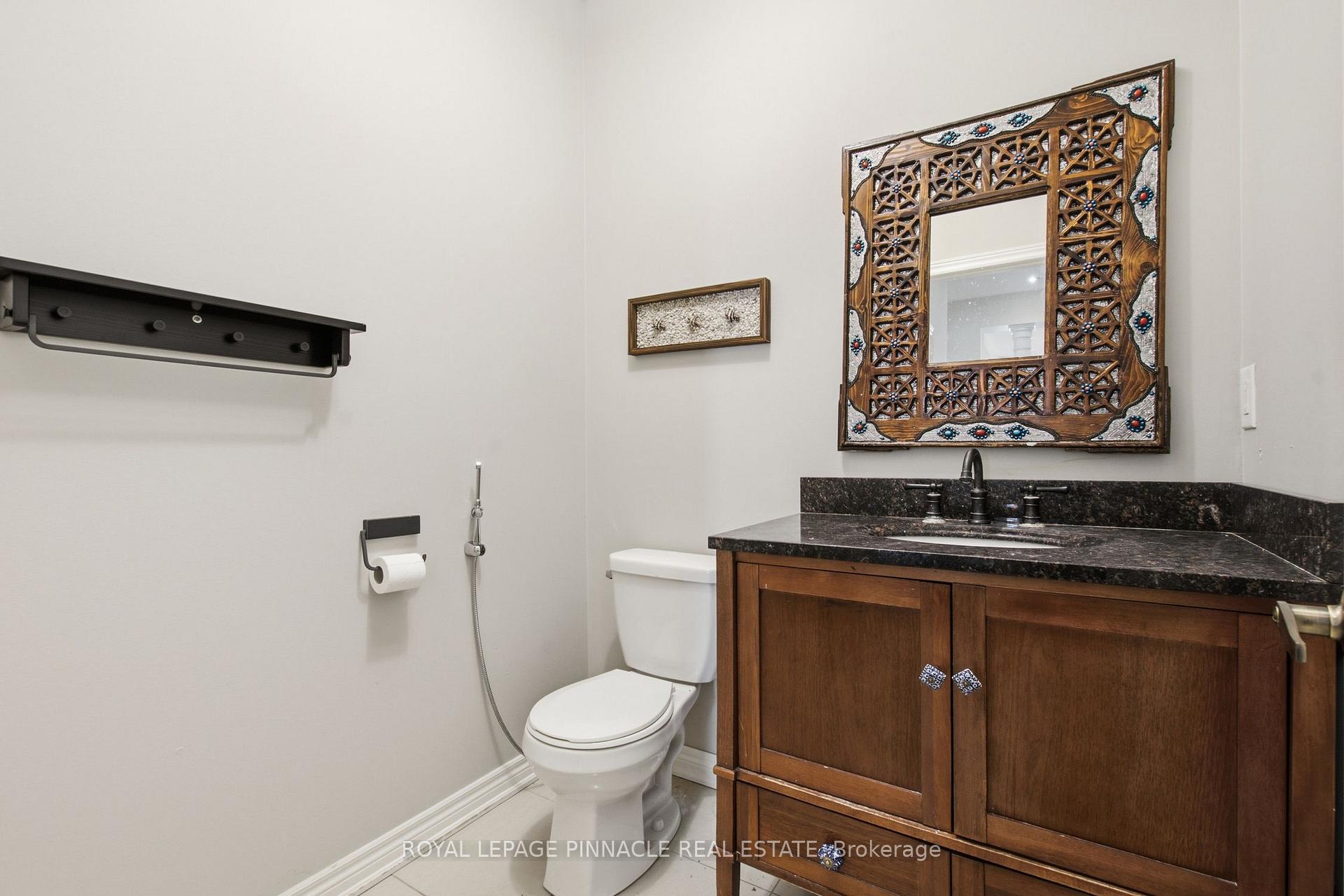Photo 12 of 4713 Thomas Alton Boulevard, Burlington, Alton — HOMEH