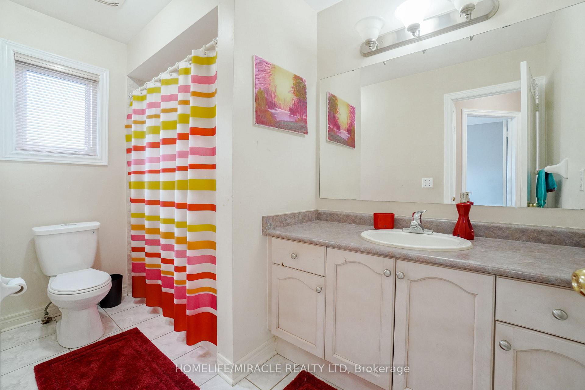 Photo 26 of 824 Khan Crescent, Mississauga, East Credit — HOMEH
