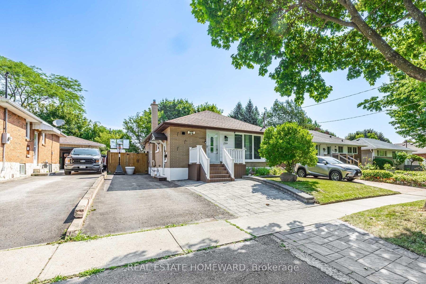Photo 2 of 259 Windsor Street, Oshawa, Donevan — HOMEH