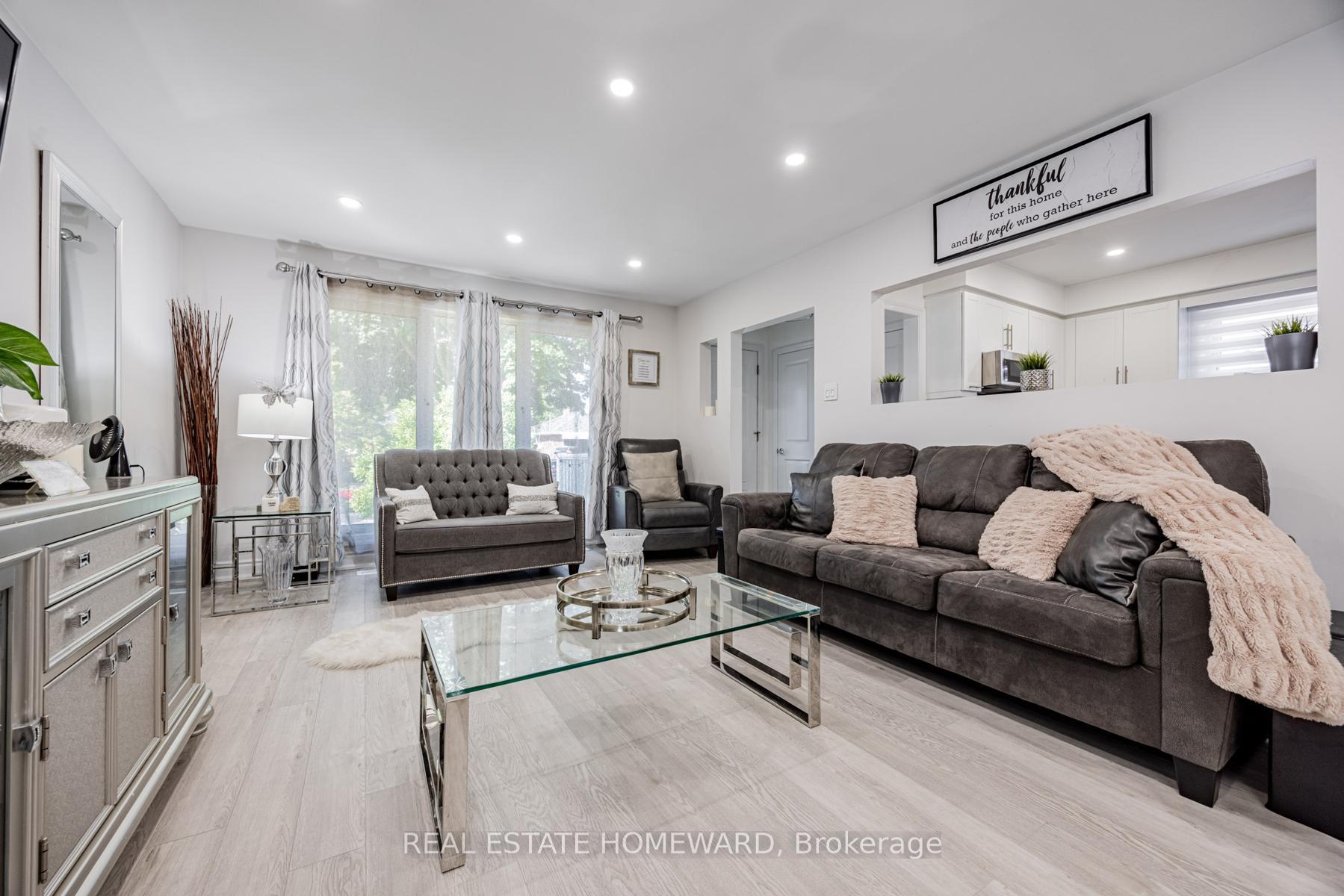 Photo 4 of 259 Windsor Street, Oshawa, Donevan — HOMEH