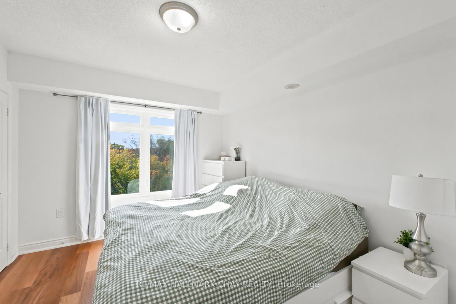 Photo 14 of Unit 607, 149 Church Street, King, Schomberg — HOMEH