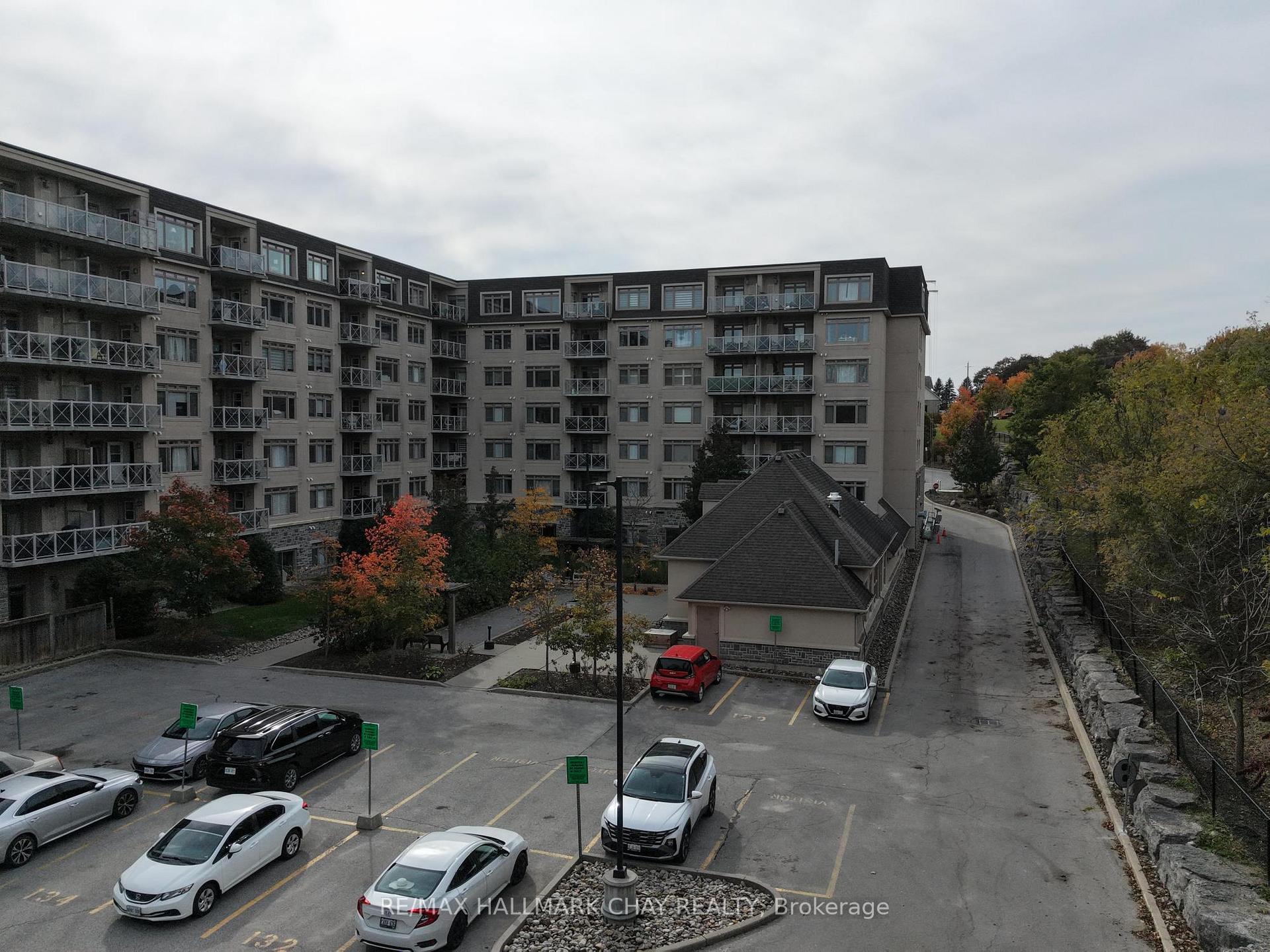 Photo 33 of Unit 607, 149 Church Street, King, Schomberg — HOMEH