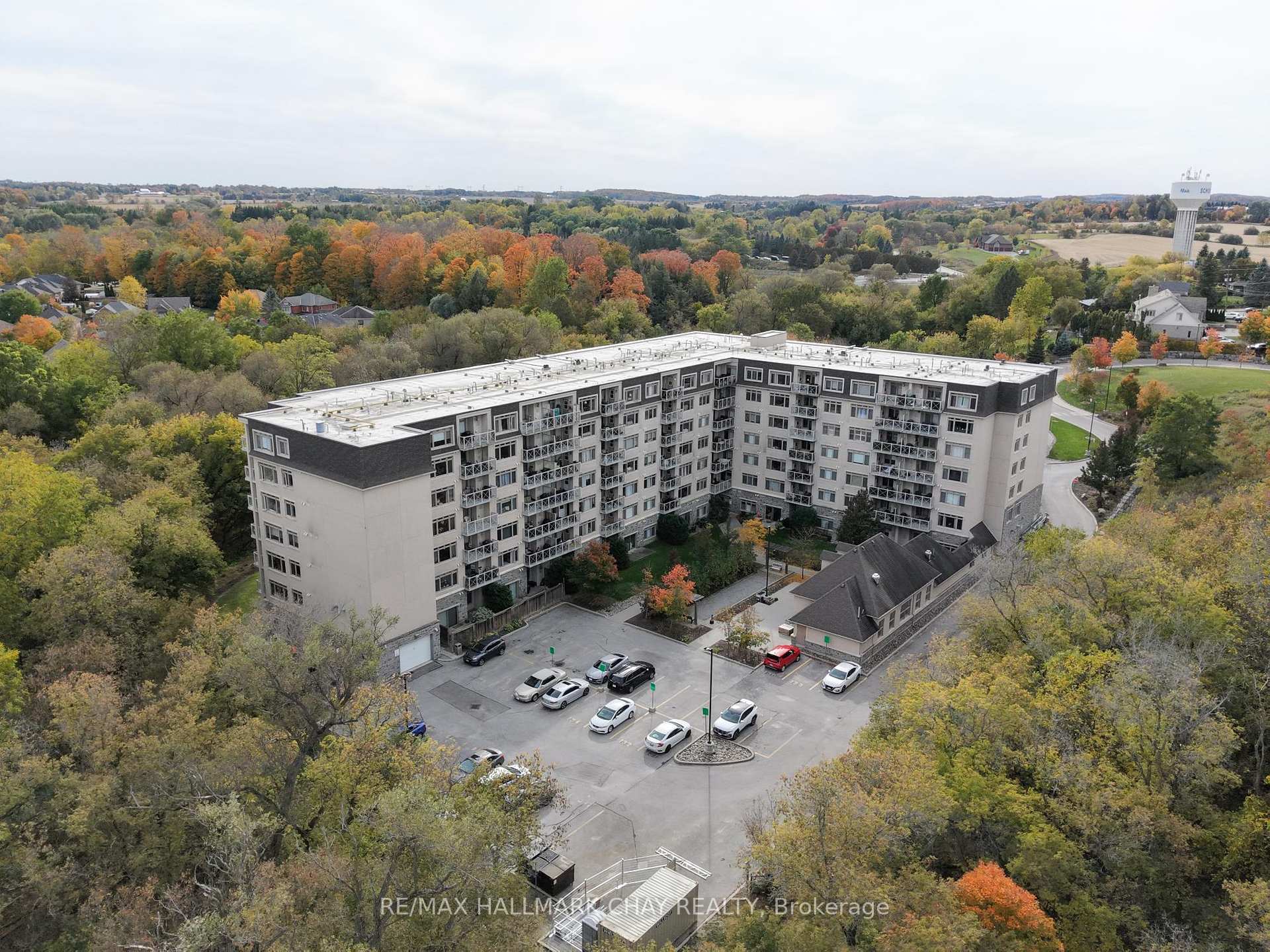 Photo 34 of Unit 607, 149 Church Street, King, Schomberg — HOMEH