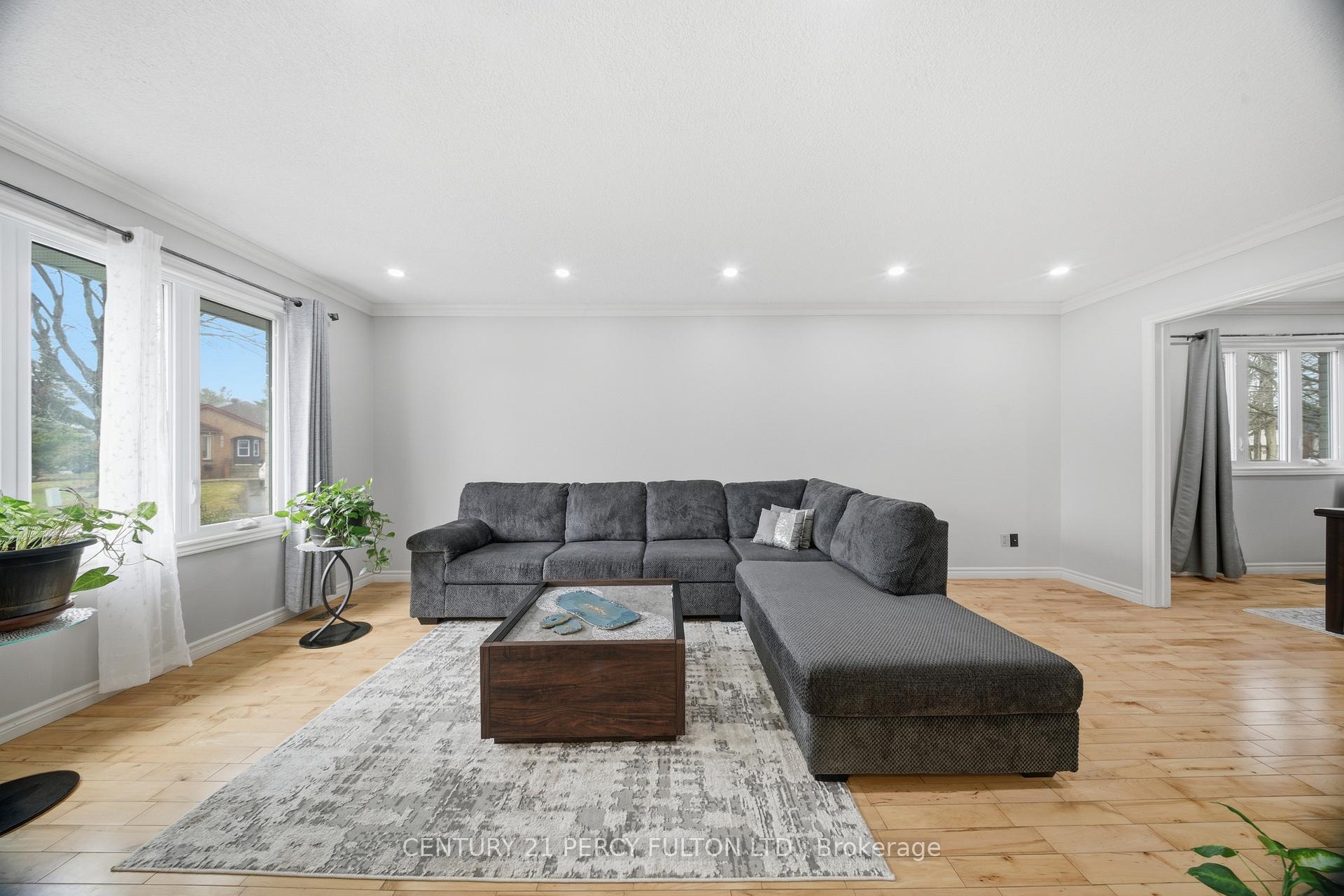 Photo 6 of 1853 Mapleridge Drive, Peterborough, Monaghan Ward 2 — HOMEH