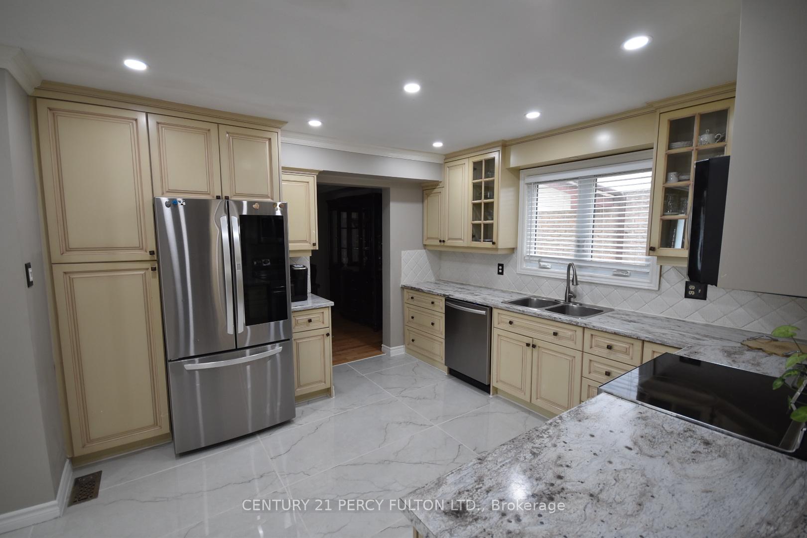 Photo 13 of 1853 Mapleridge Drive, Peterborough, Monaghan Ward 2 — HOMEH