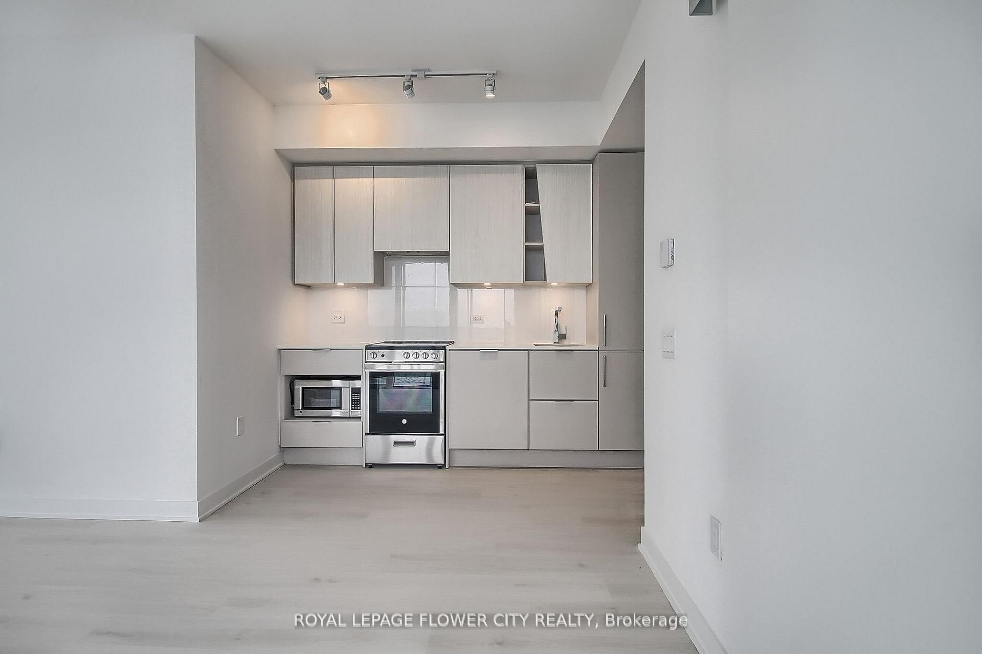 Photo 22 of Unit 5704, 3900 Confedration Parkway, Mississauga, City Centre — HOMEH