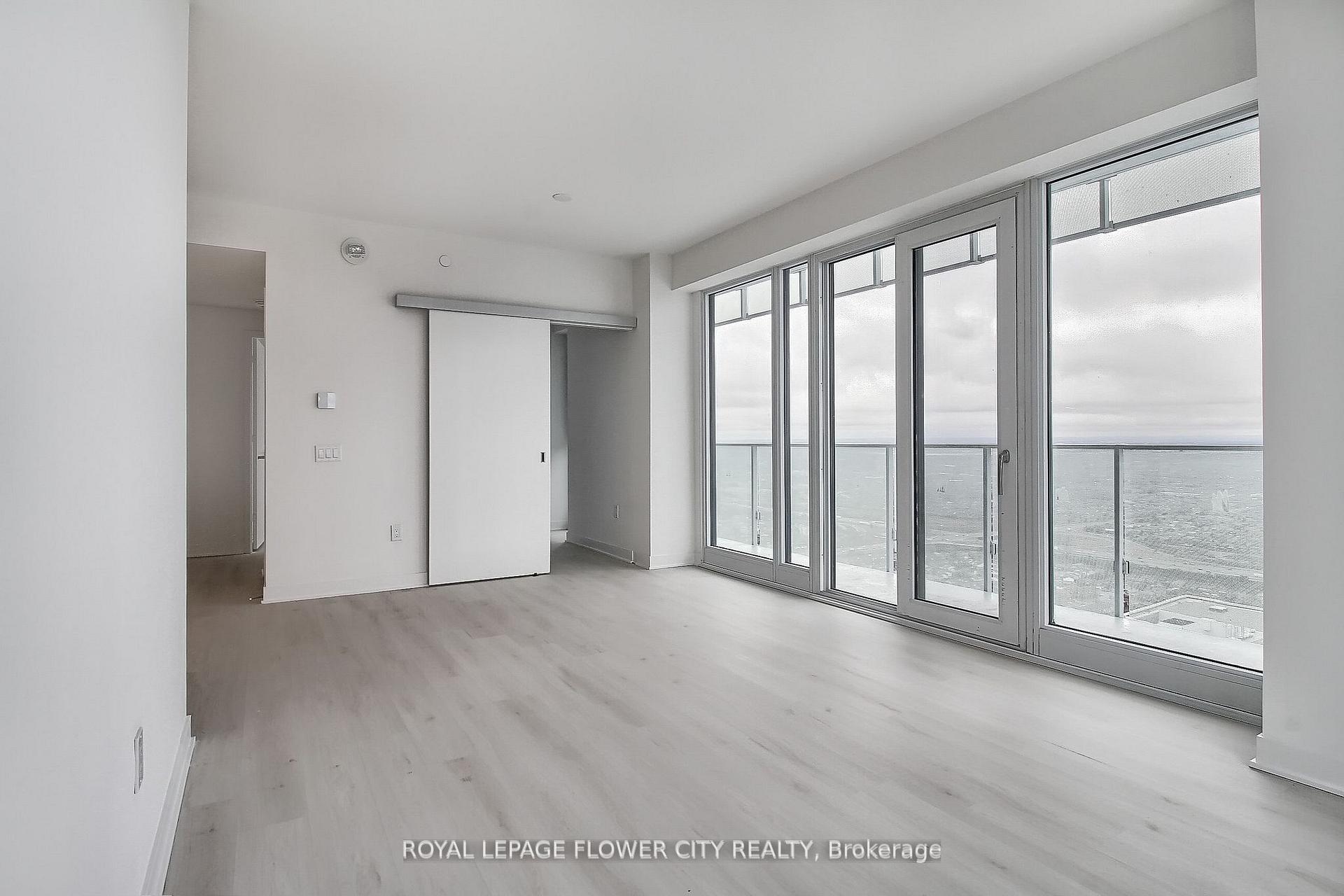 Photo 23 of Unit 5704, 3900 Confedration Parkway, Mississauga, City Centre — HOMEH