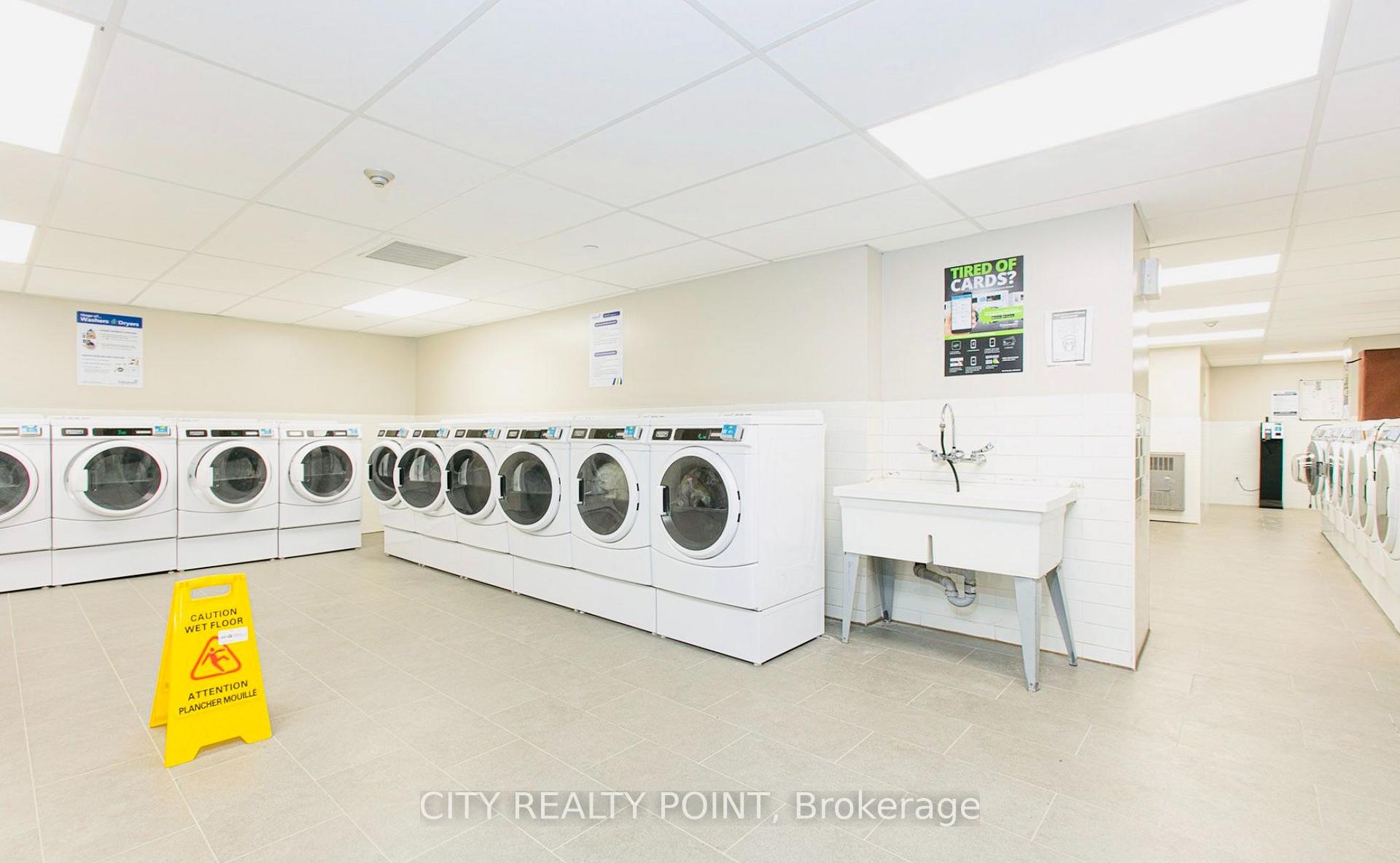 Photo 22 of Unit 404, 666 Spadina Avenue, Toronto, University — HOMEH