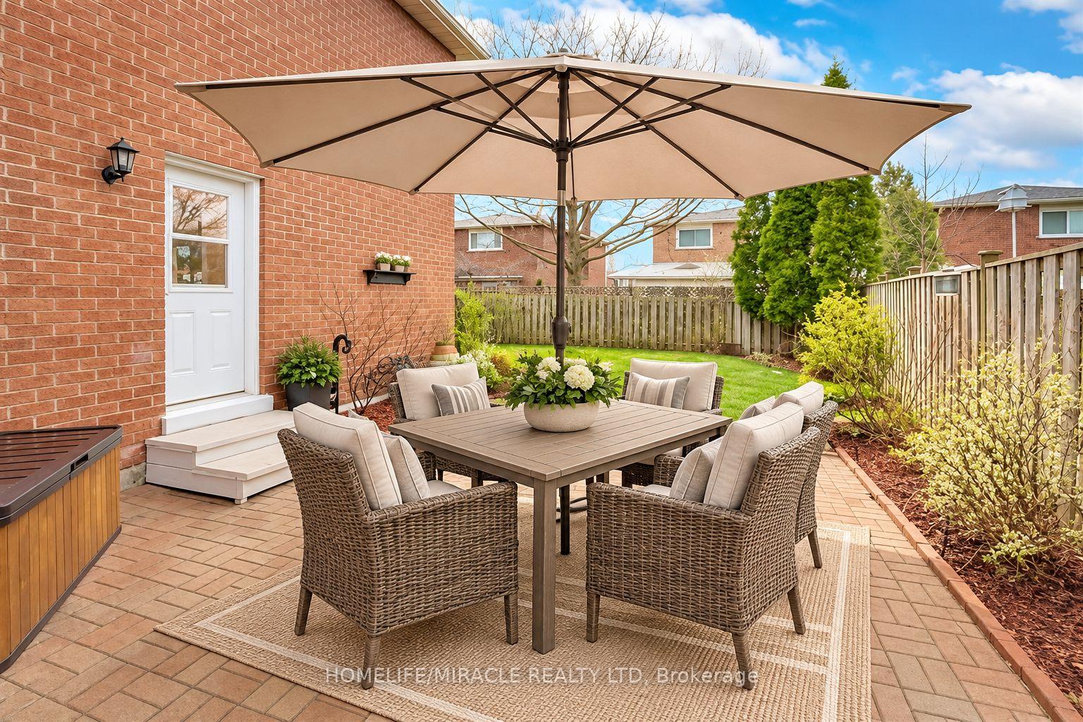 Photo 18 of 8 Willowcrest Court, Brampton, Brampton West — HOMEH