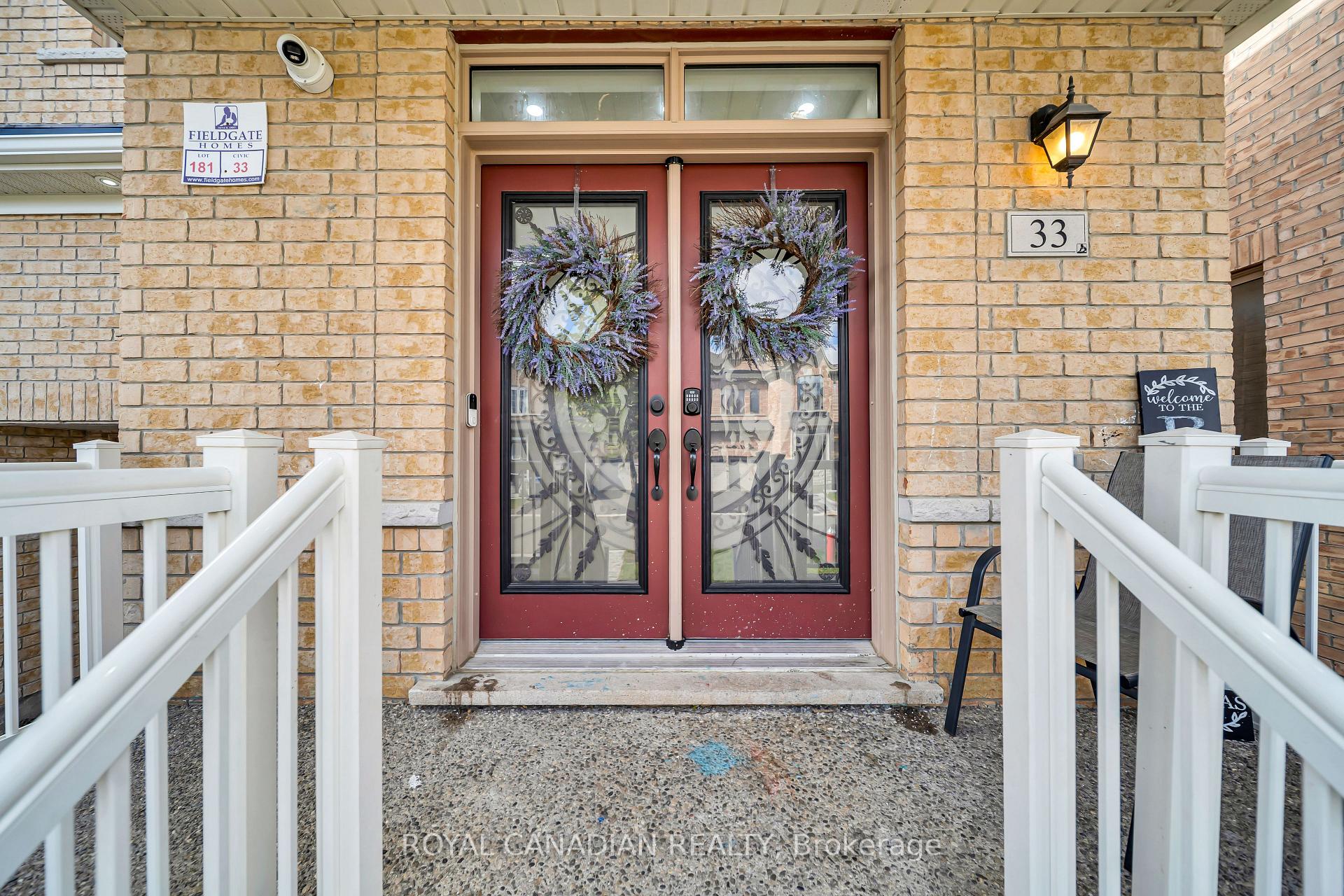 Photo 7 of 33 Bachelor Street, Brampton, Northwest Brampton — HOMEH