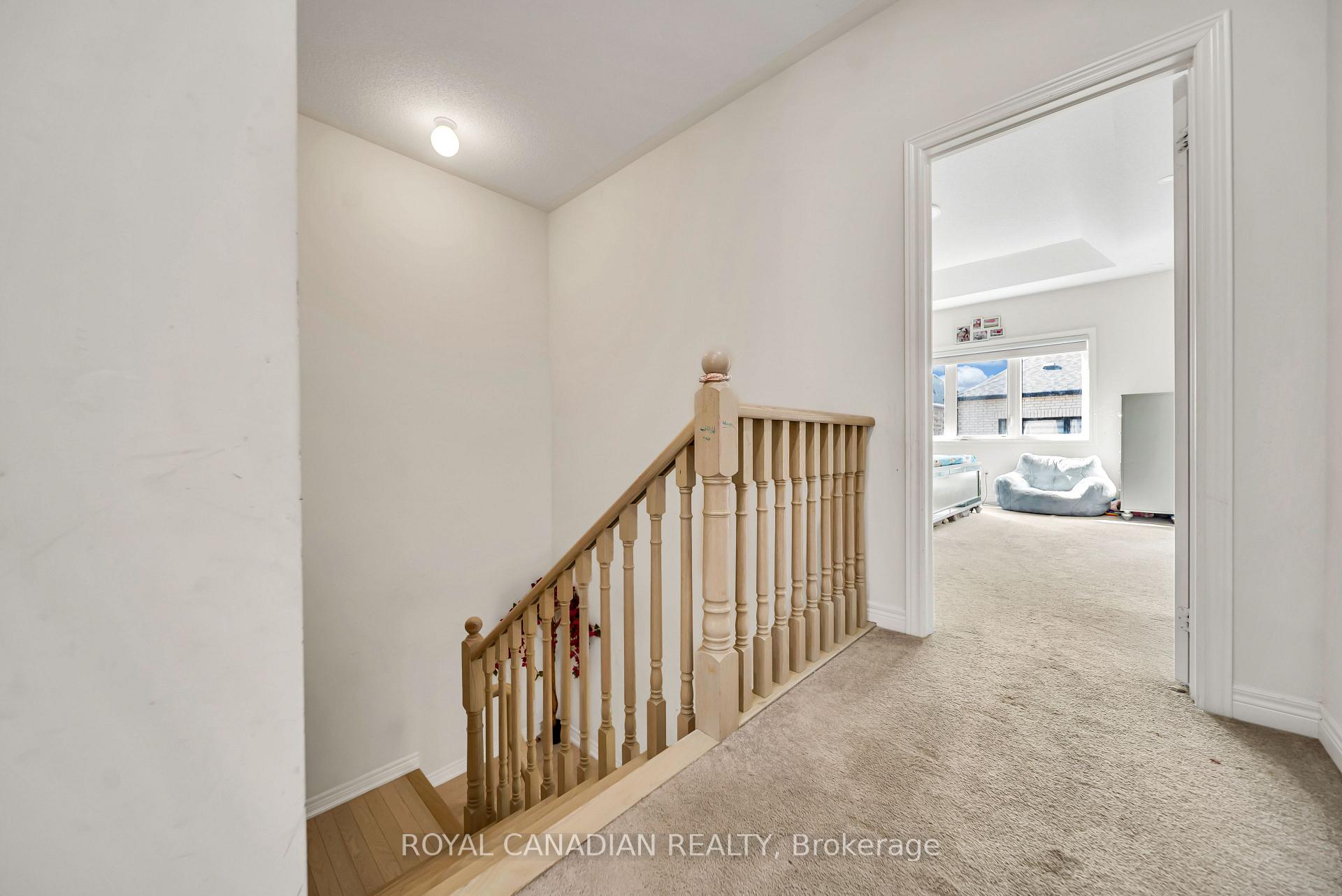 Photo 25 of 33 Bachelor Street, Brampton, Northwest Brampton — HOMEH