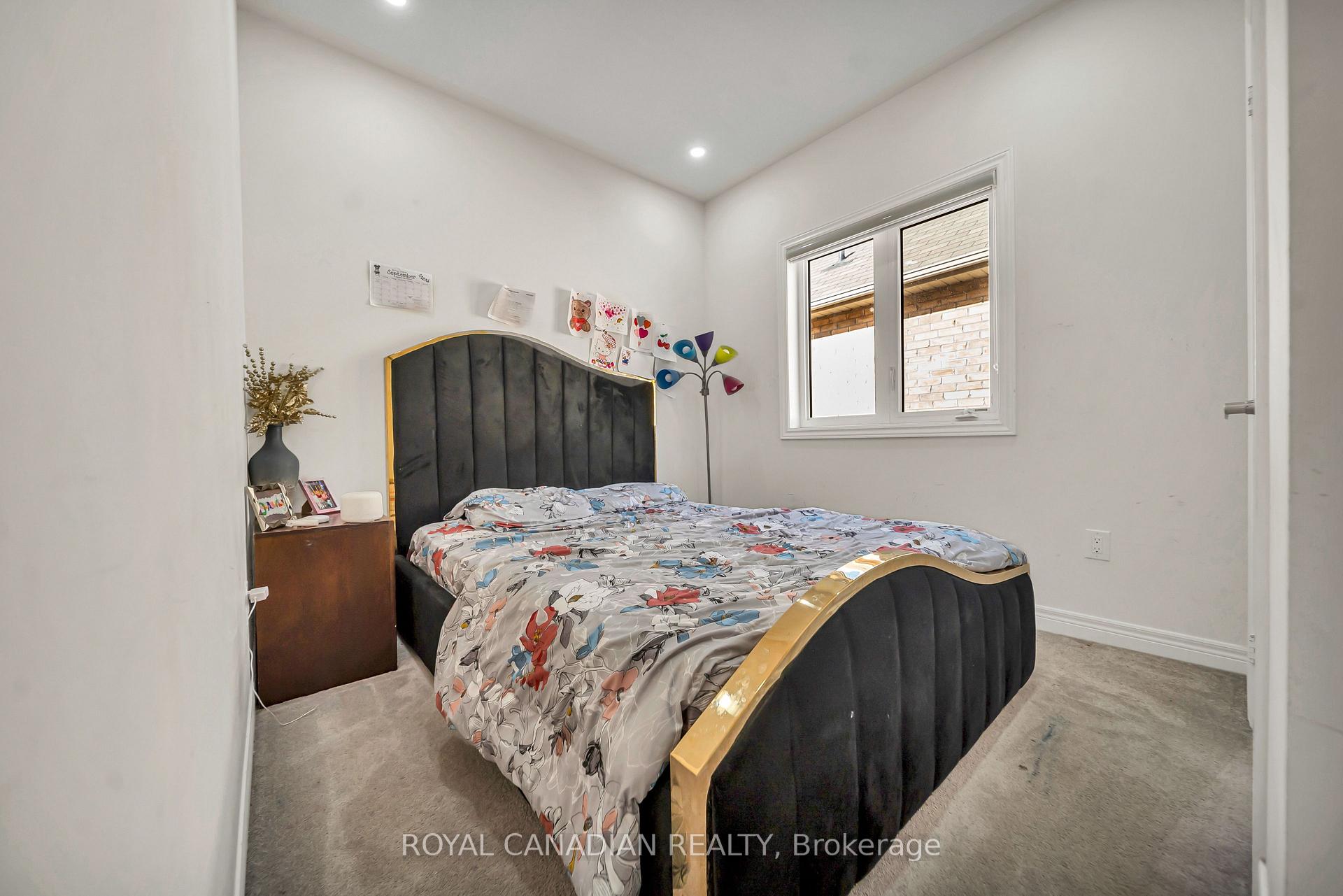 Photo 31 of 33 Bachelor Street, Brampton, Northwest Brampton — HOMEH