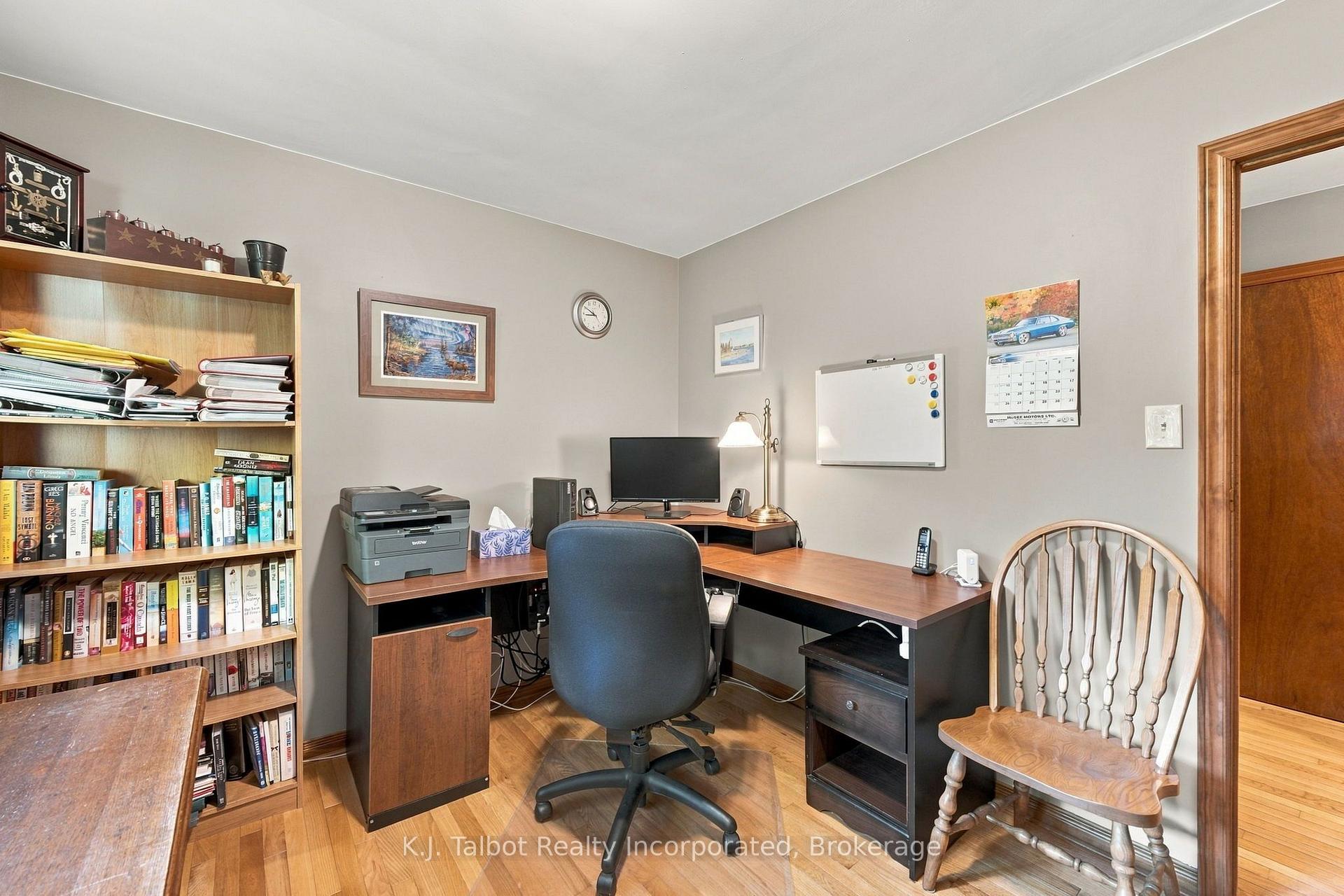 Photo 18 of 33696 Black's Point Road, Central Huron, Goderich — HOMEH