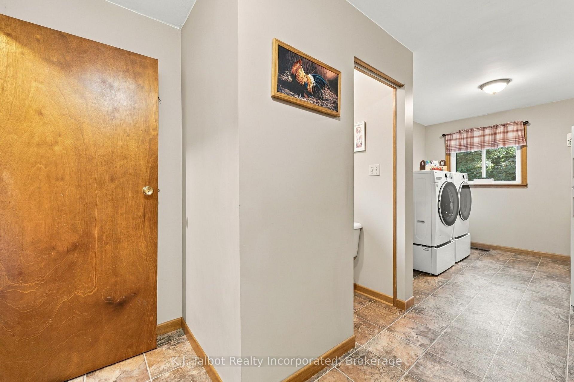 Photo 27 of 33696 Black's Point Road, Central Huron, Goderich — HOMEH