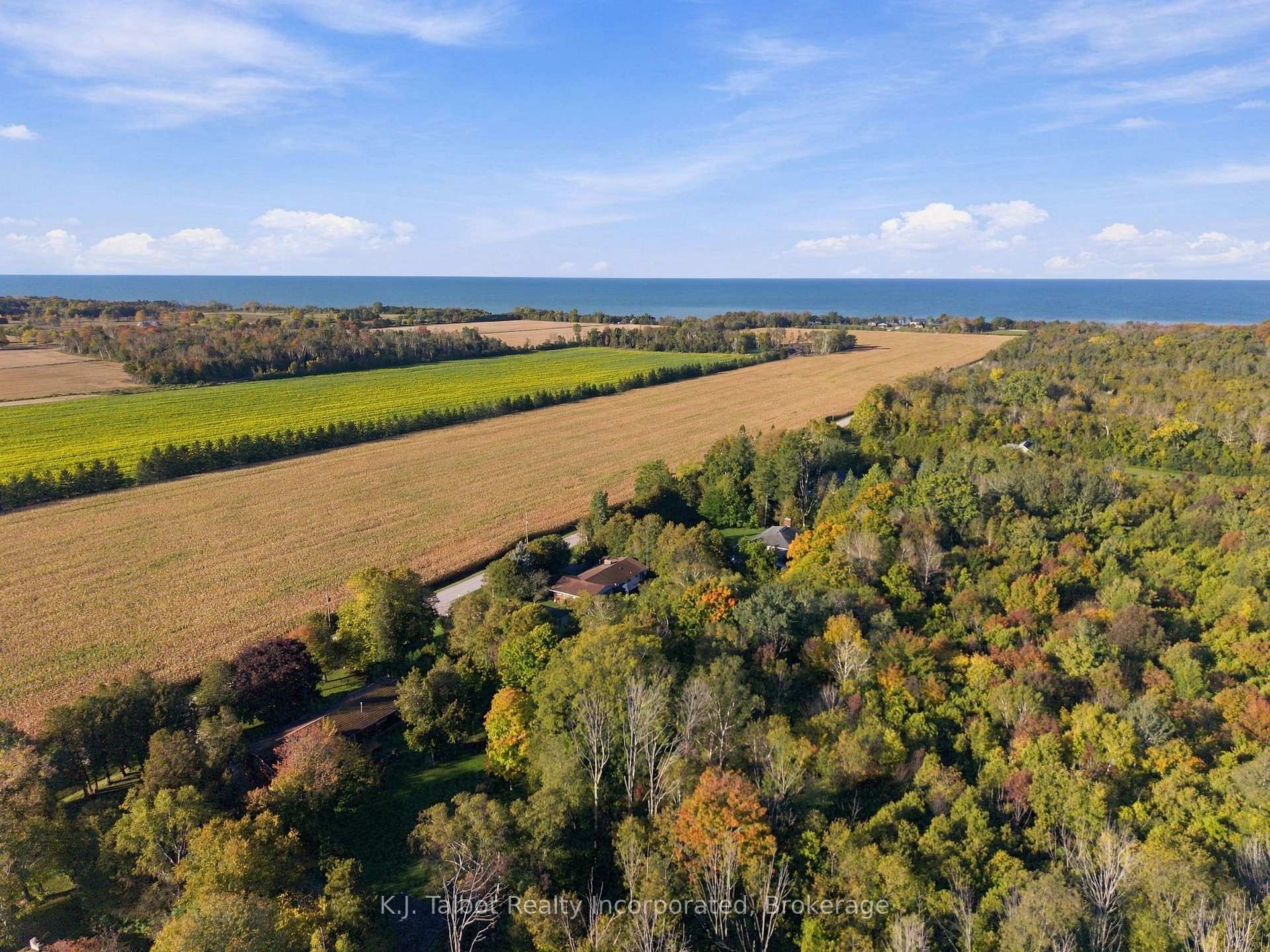 Photo 38 of 33696 Black's Point Road, Central Huron, Goderich — HOMEH