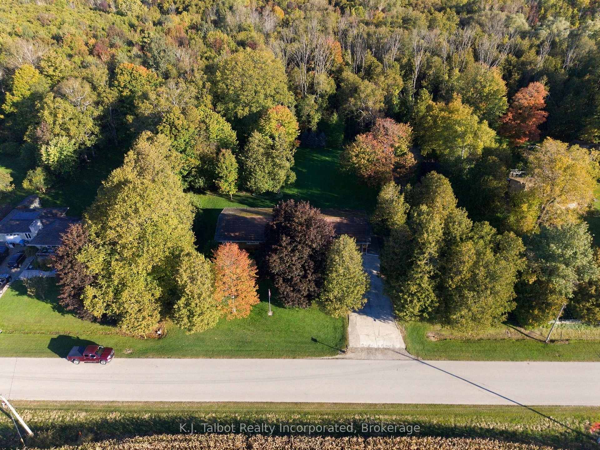 Photo 41 of 33696 Black's Point Road, Central Huron, Goderich — HOMEH