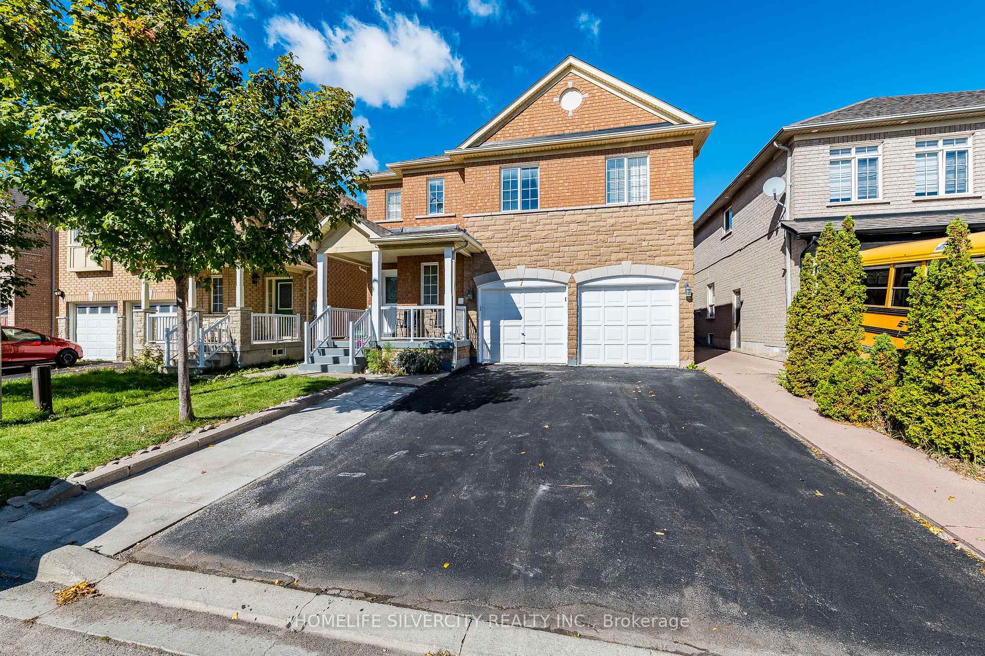 Photo 2 of 7 Shadyridge Road, Brampton, Bram East — HOMEH