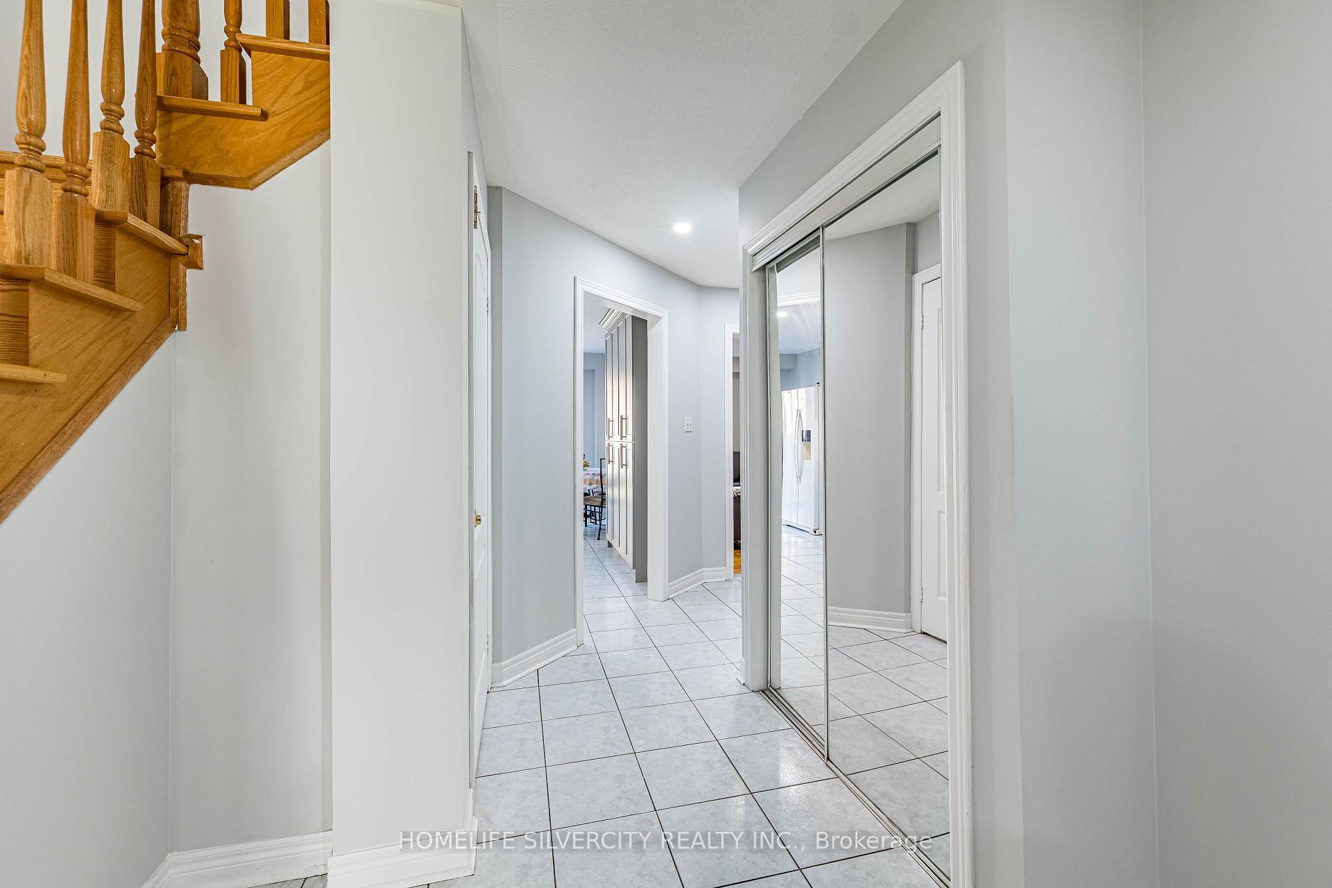 Photo 9 of 7 Shadyridge Road, Brampton, Bram East — HOMEH