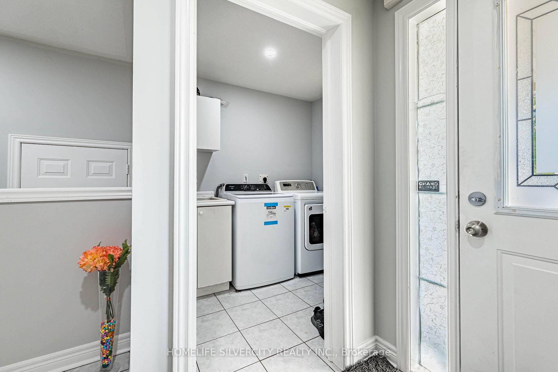 Photo 11 of 7 Shadyridge Road, Brampton, Bram East — HOMEH