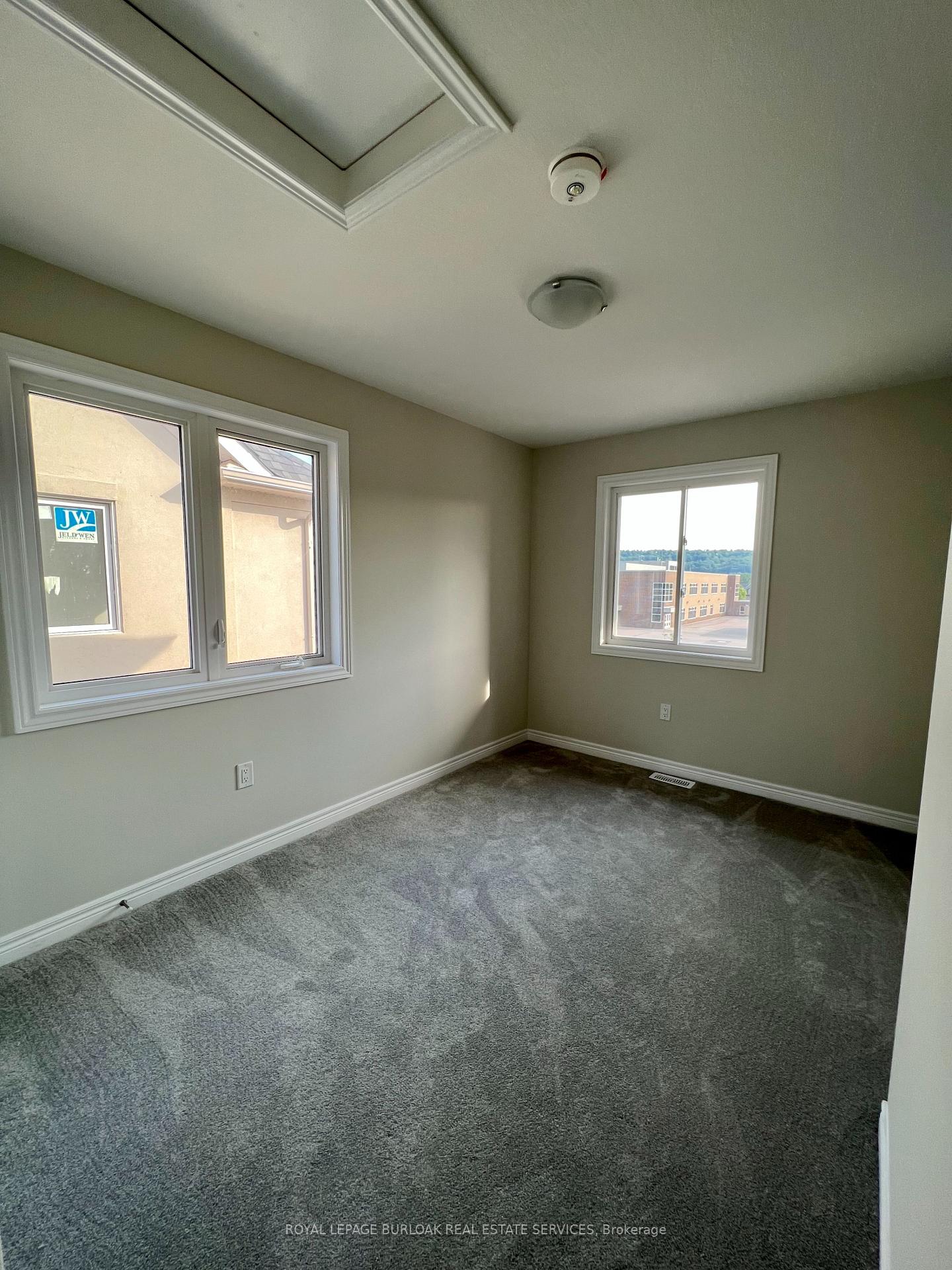 Photo 14 of Unit 7, 40 Zinfandel Drive, Hamilton, Fruitland — HOMEH