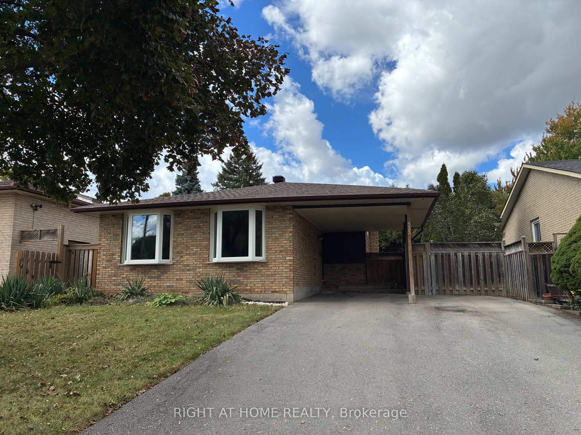 Photo of 333 Rexford Drive