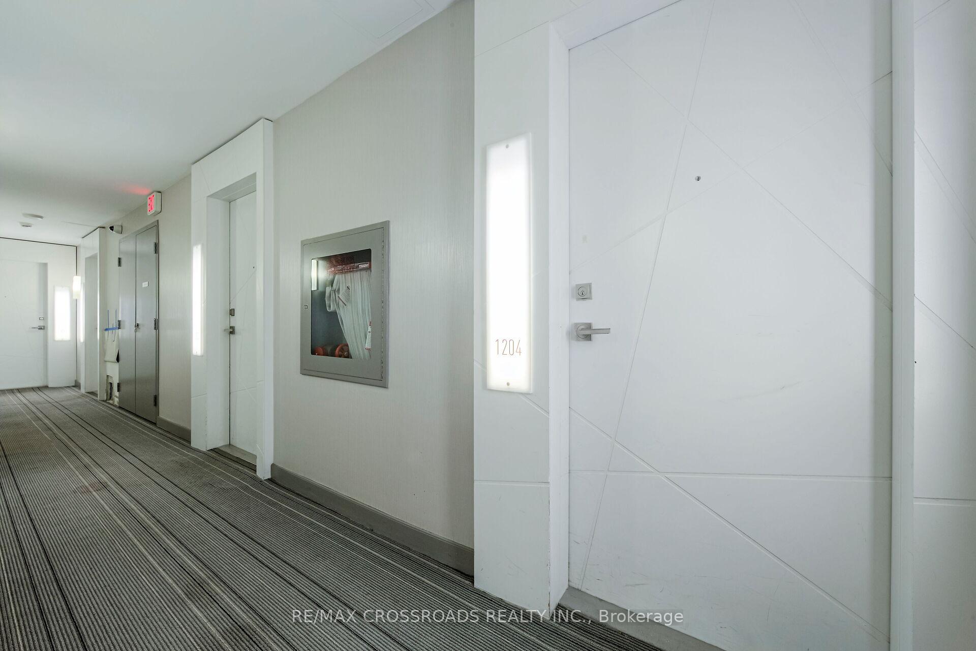 Photo 3 of Unit 1104, 12 York Street, Toronto, Waterfront Communities — HOMEH