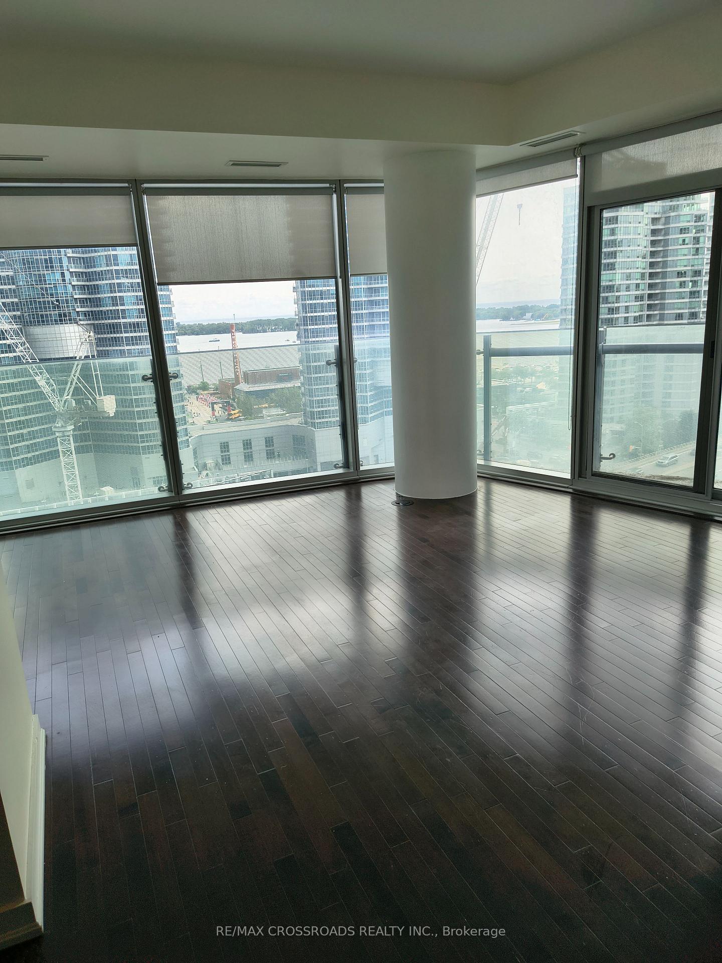 Photo 11 of Unit 1104, 12 York Street, Toronto, Waterfront Communities — HOMEH