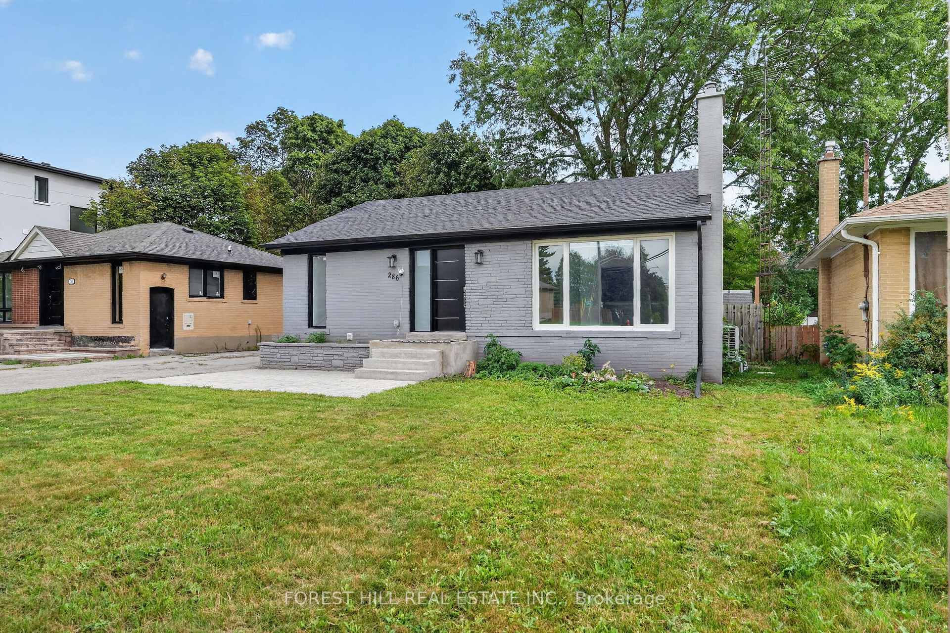 Photo of 286 Palmer Avenue