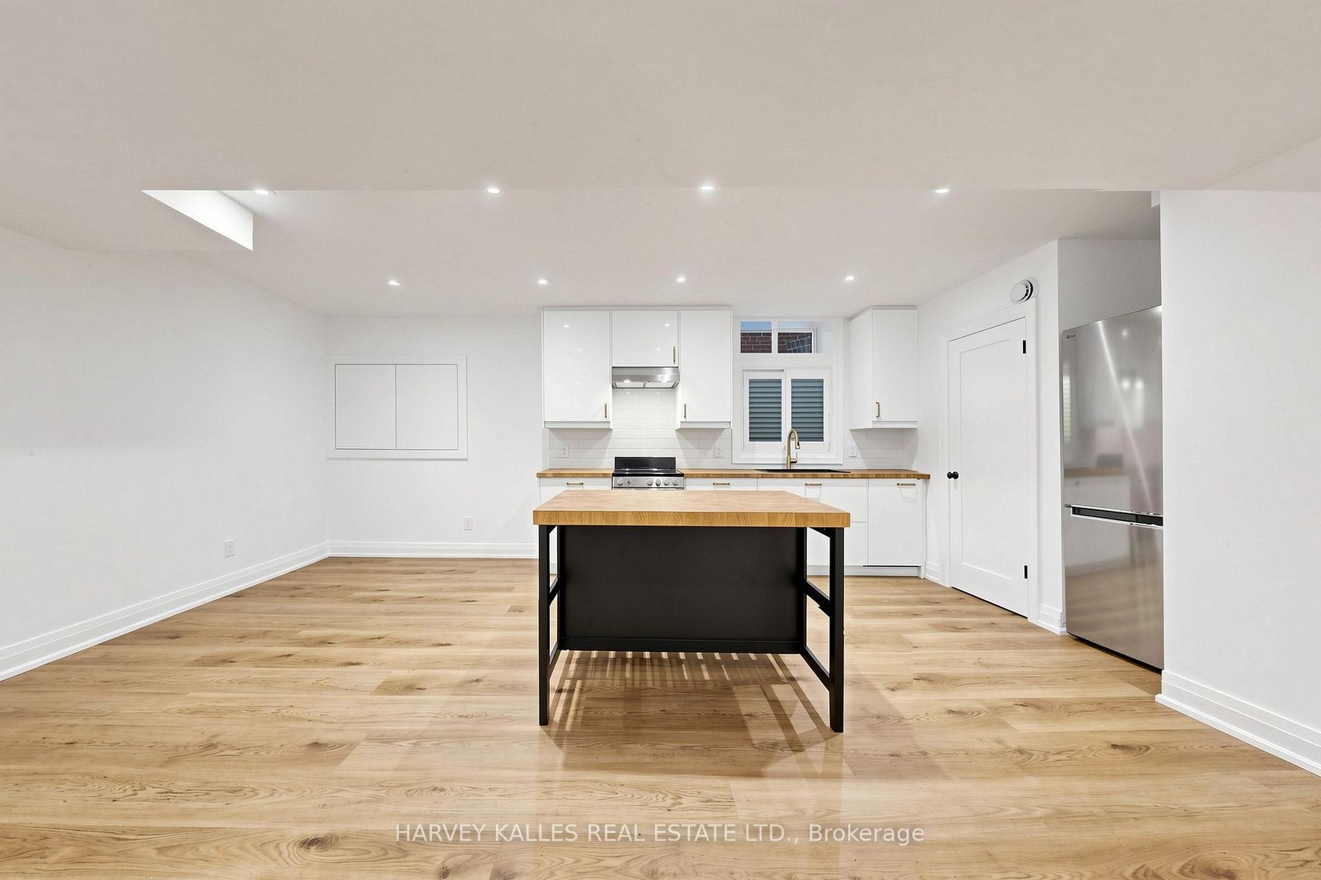 Photo 15 of Unit Bsmt, 7 Tullis Drive, Toronto, Mount Pleasant West — HOMEH