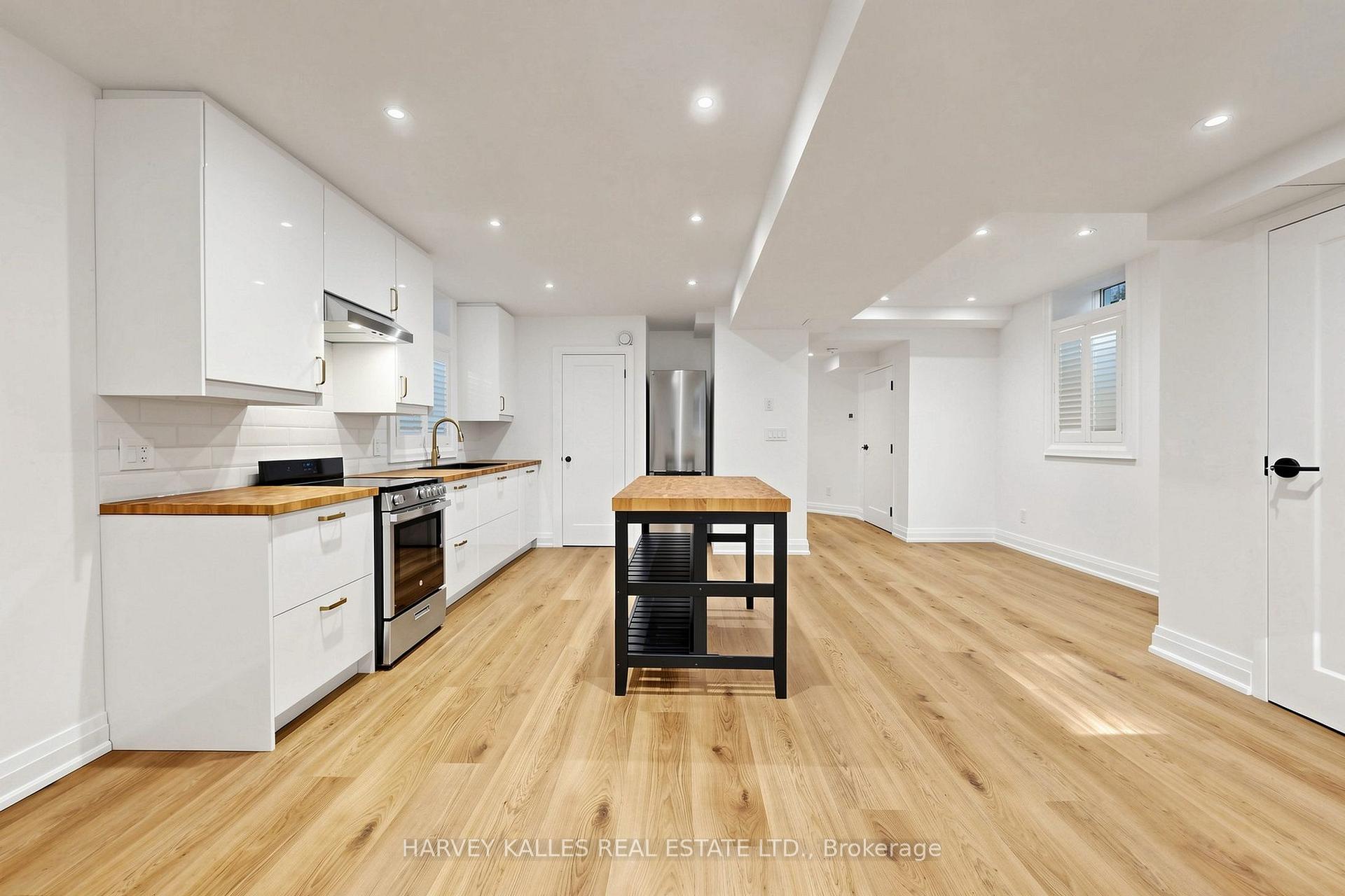 Photo 19 of Unit Bsmt, 7 Tullis Drive, Toronto, Mount Pleasant West — HOMEH